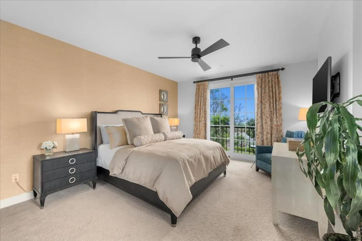 Bed in Terranea Resort