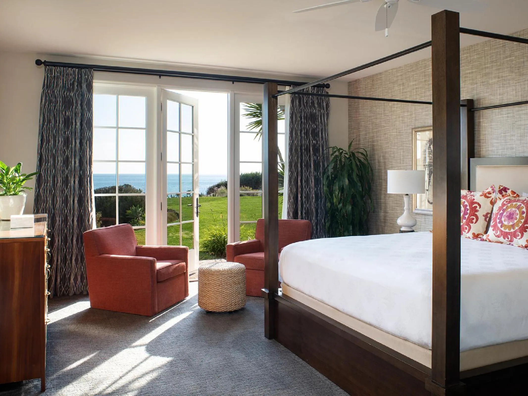 Bed in Terranea Resort
