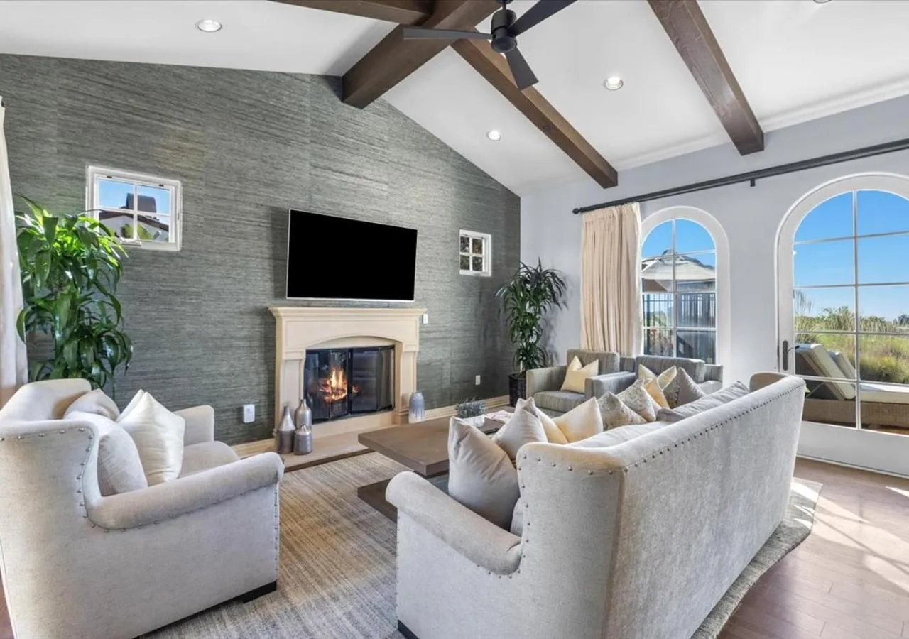 Living room in Terranea Resort