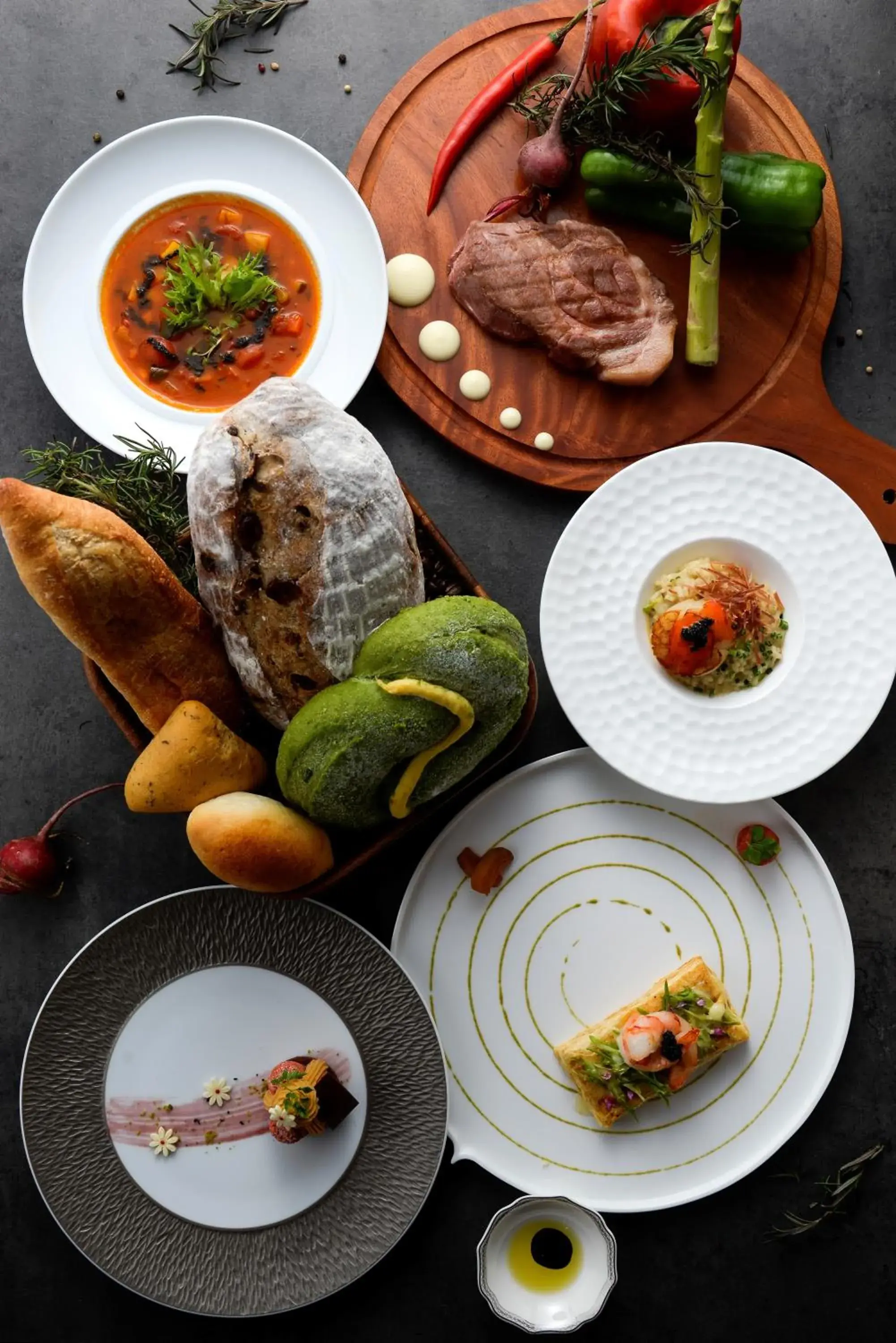 Food in Cuncyue Hot Spring Resort Food in Cuncyue Hot Spring Resort