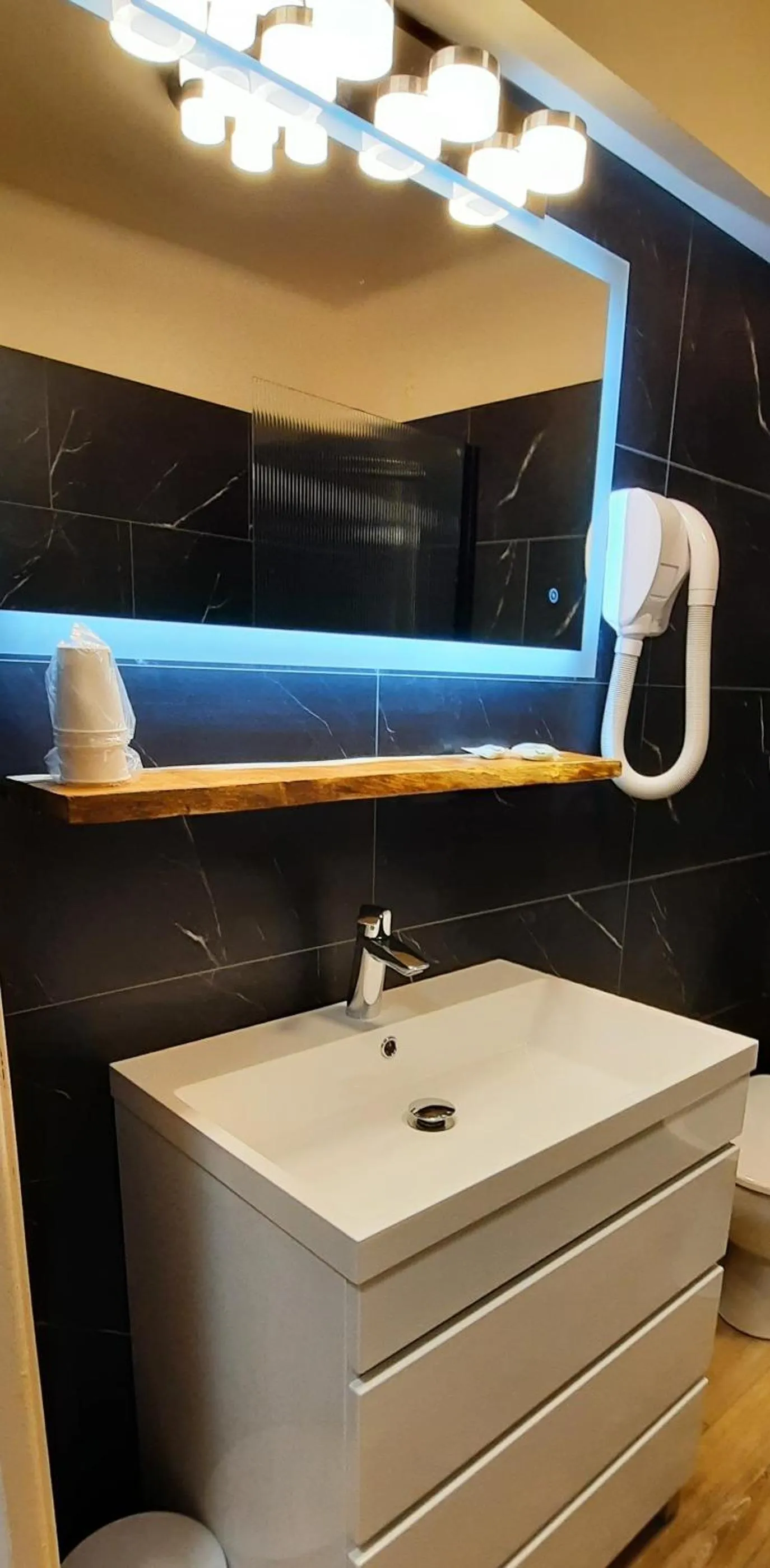 Bathroom in Hôtel Chastellares