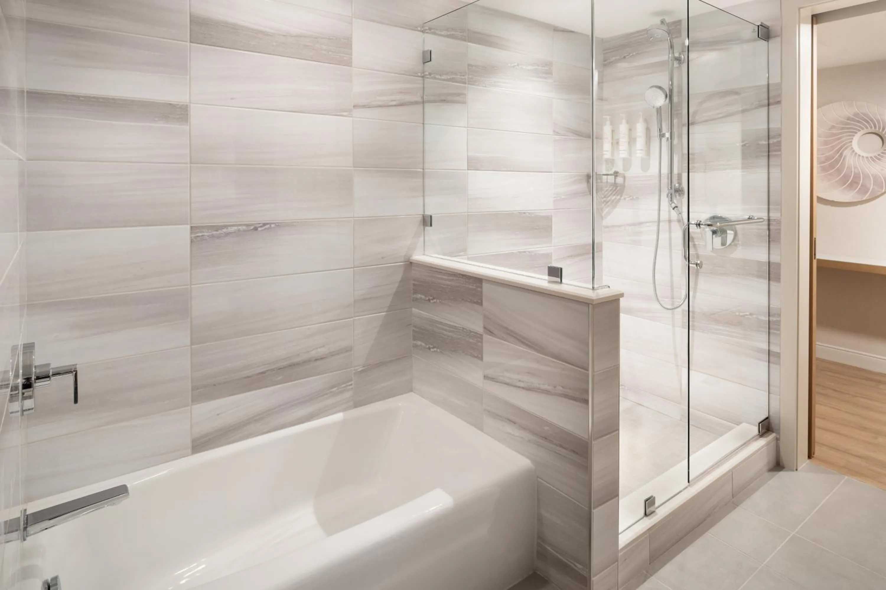 Bathroom in Marriott Long Beach Downtown