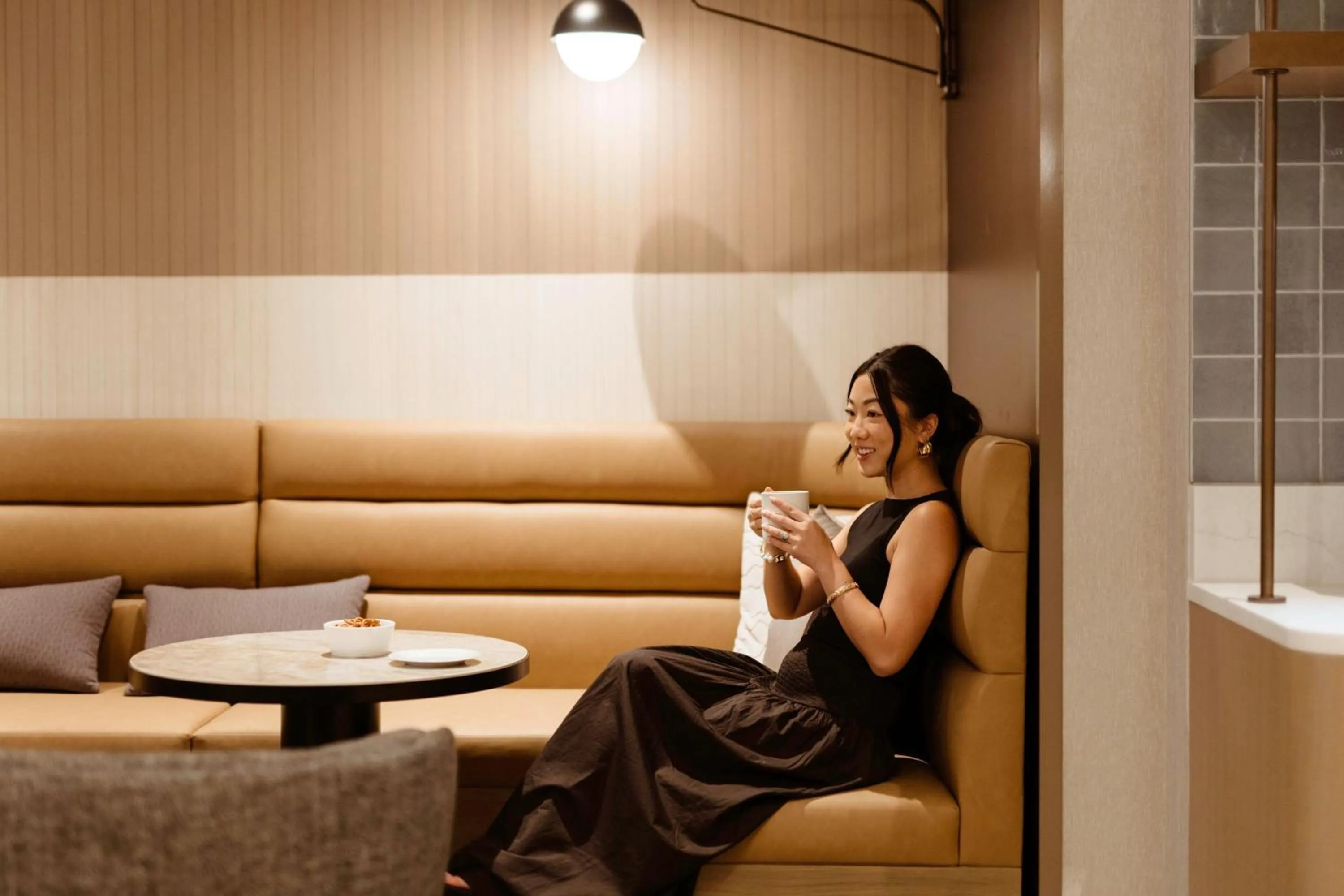 Lounge or bar in Marriott Long Beach Downtown