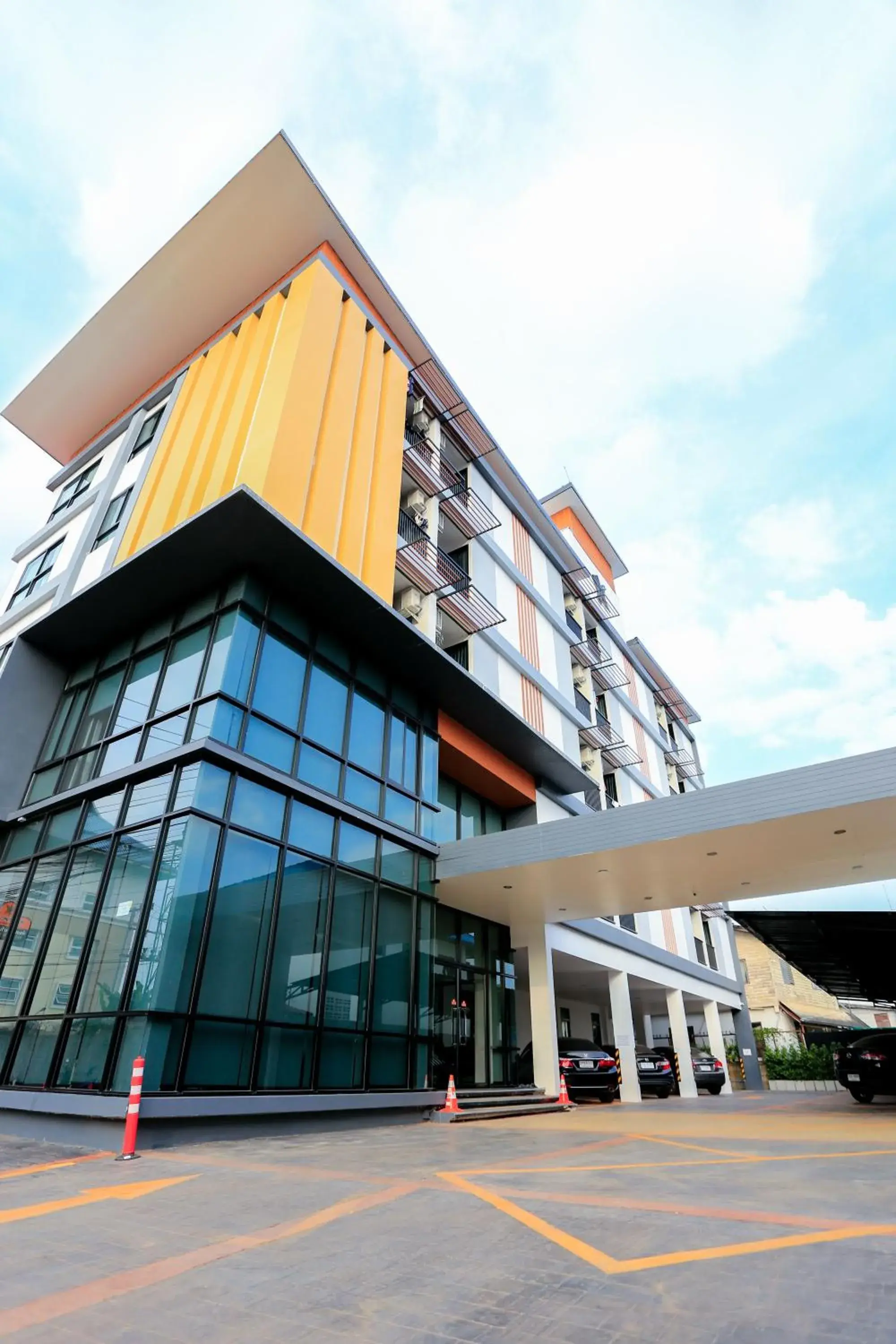 Property building in Khonkaen Residence Property building in Khonkaen Residence