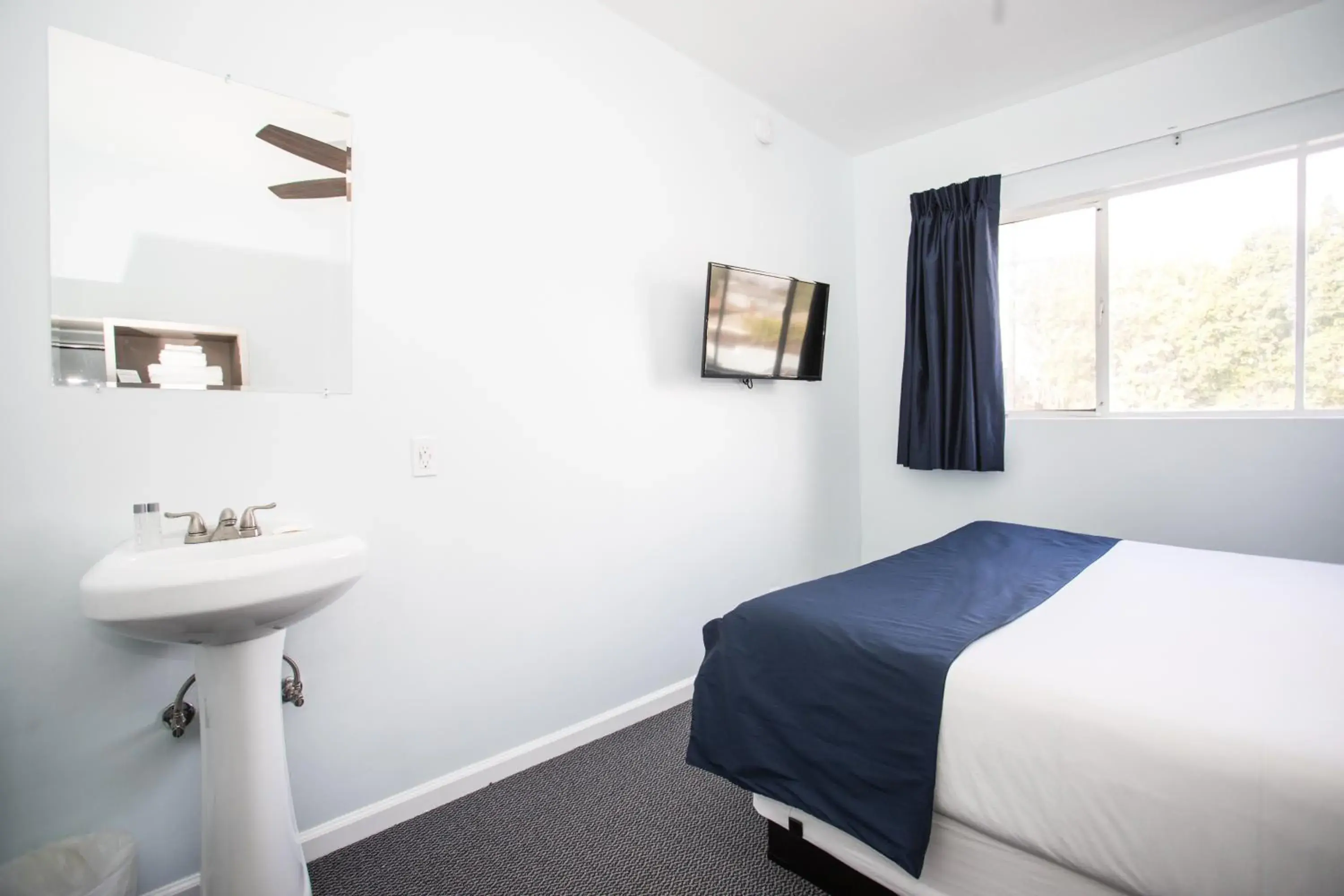 Bed in Ocean Park Hotel Bed in Ocean Park Hotel