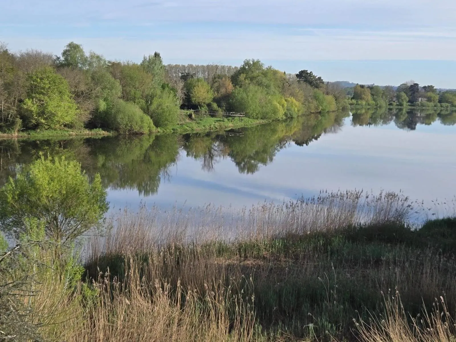 River view in Château de Courtebotte