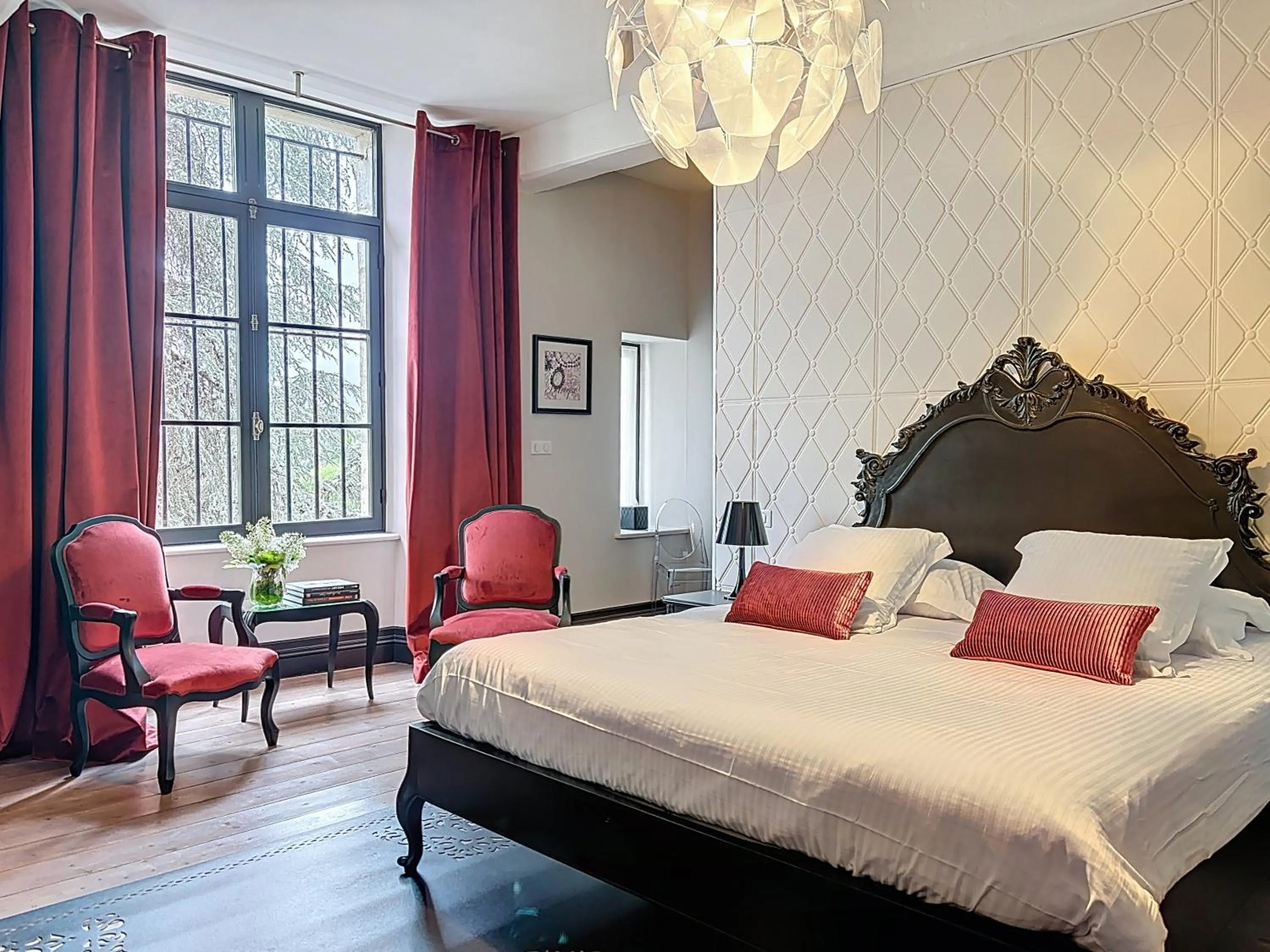 Bedroom, Bed in Château de Courtebotte