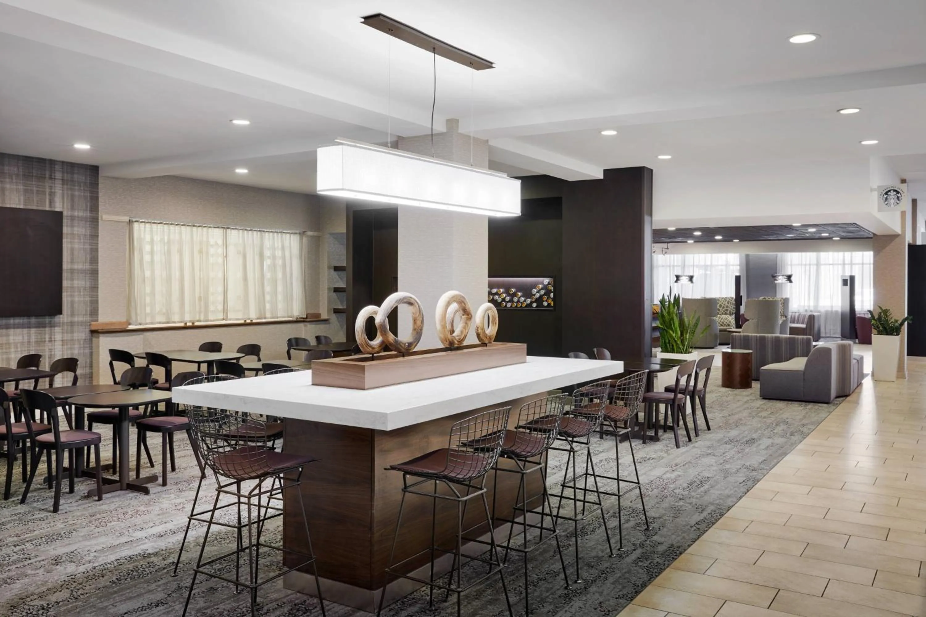 Restaurant/places to eat in Courtyard Milwaukee Downtown