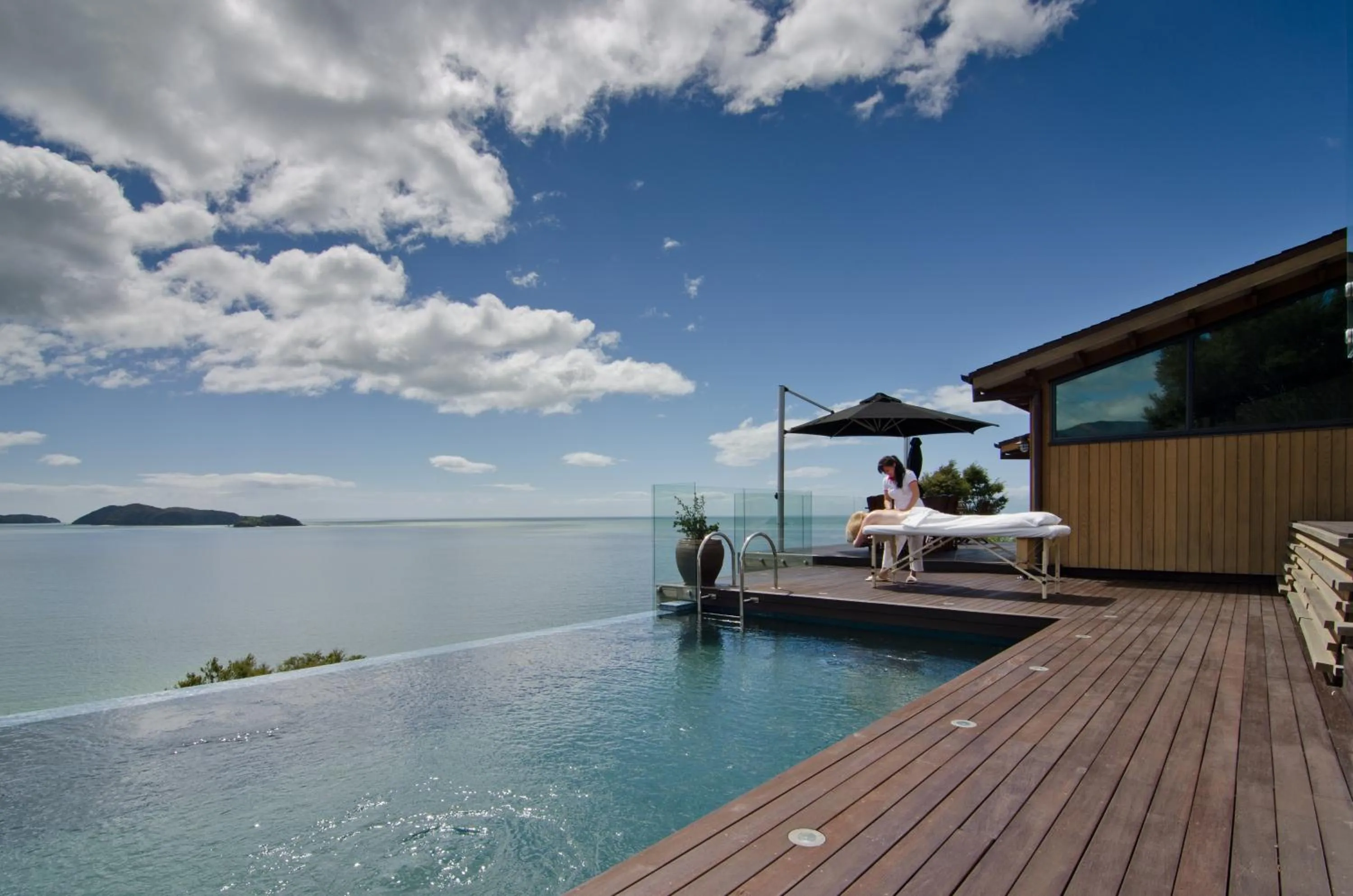 Swimming Pool in Split Apple Retreat