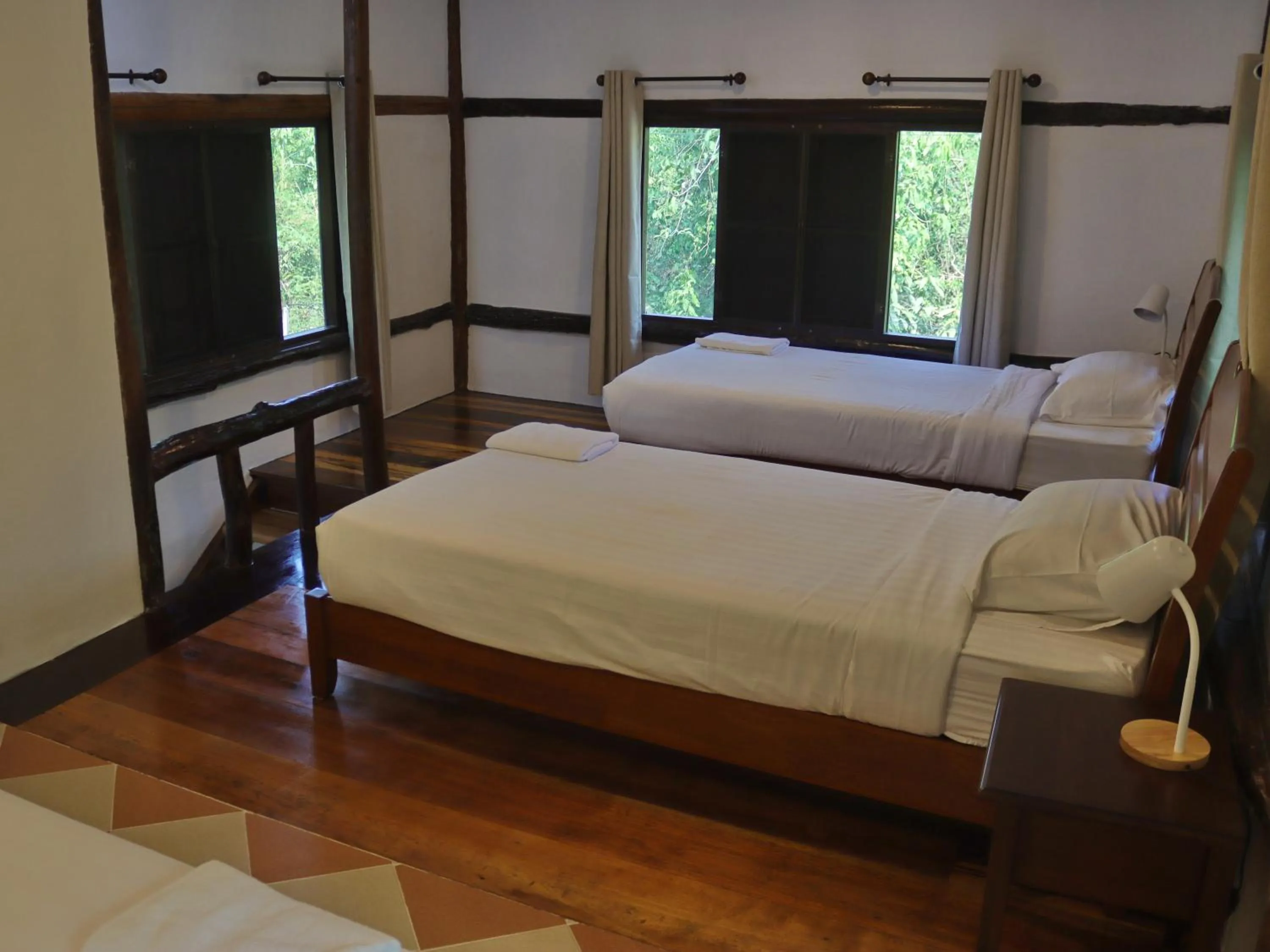 Bed in Baan Maka Nature Lodge