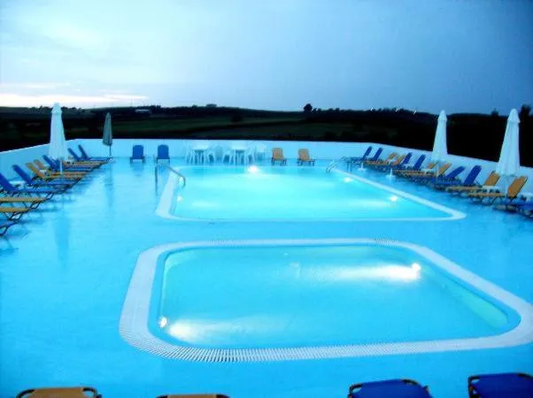 Swimming pool in Villagiannis