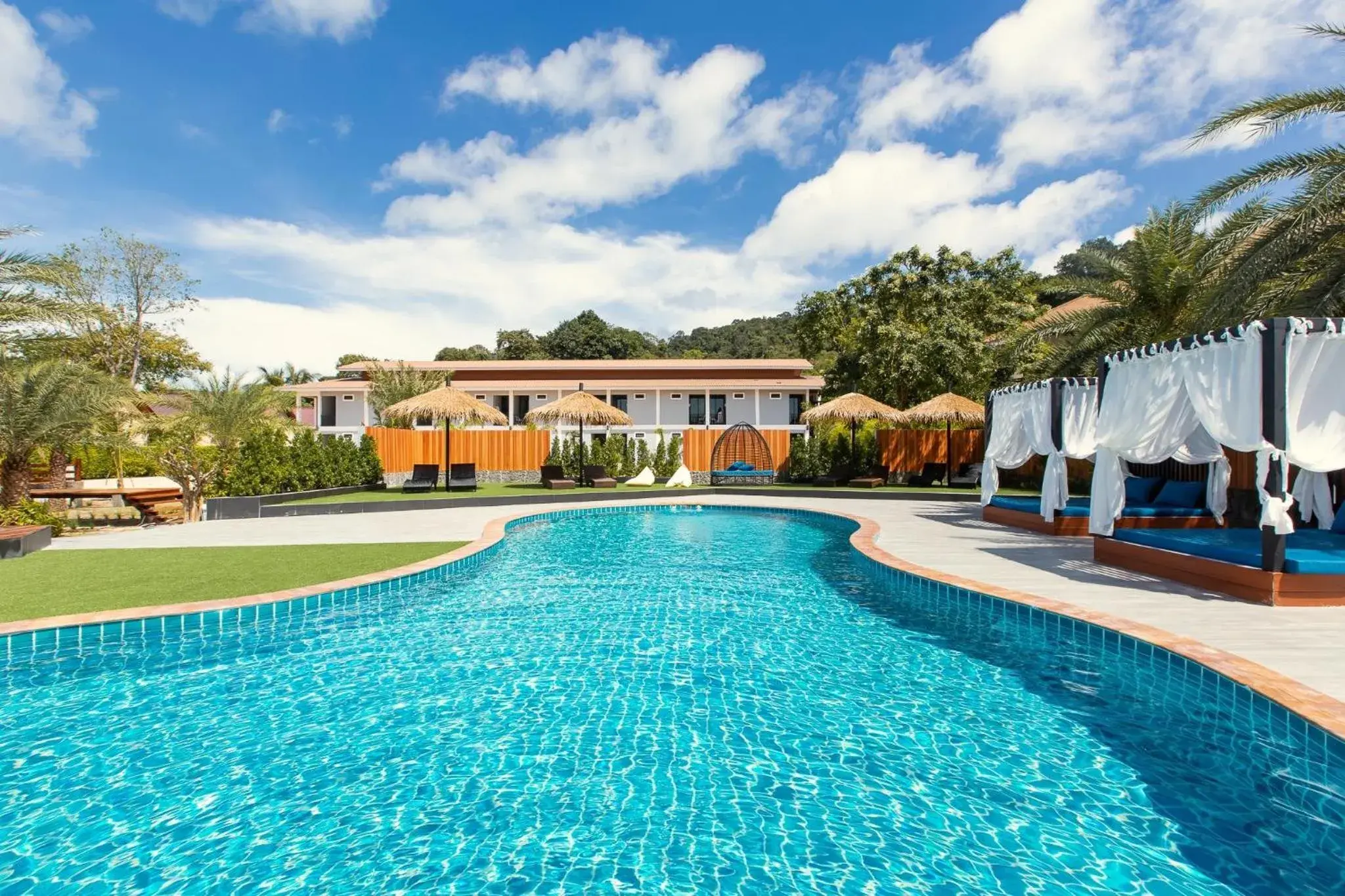 Property building in U Rip Resort Phi Phi Hotel Property building in U Rip Resort Phi Phi Hotel