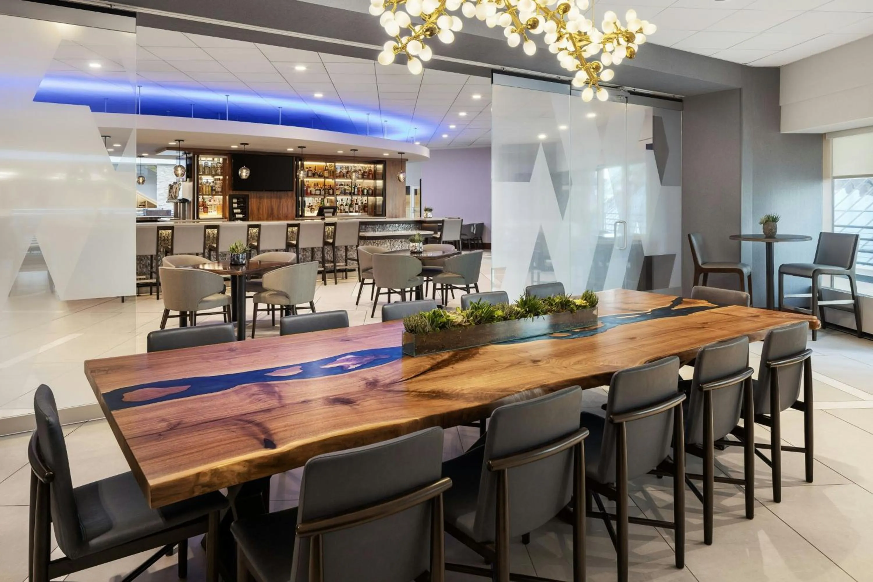 Lounge or bar in Minneapolis Marriott City Center