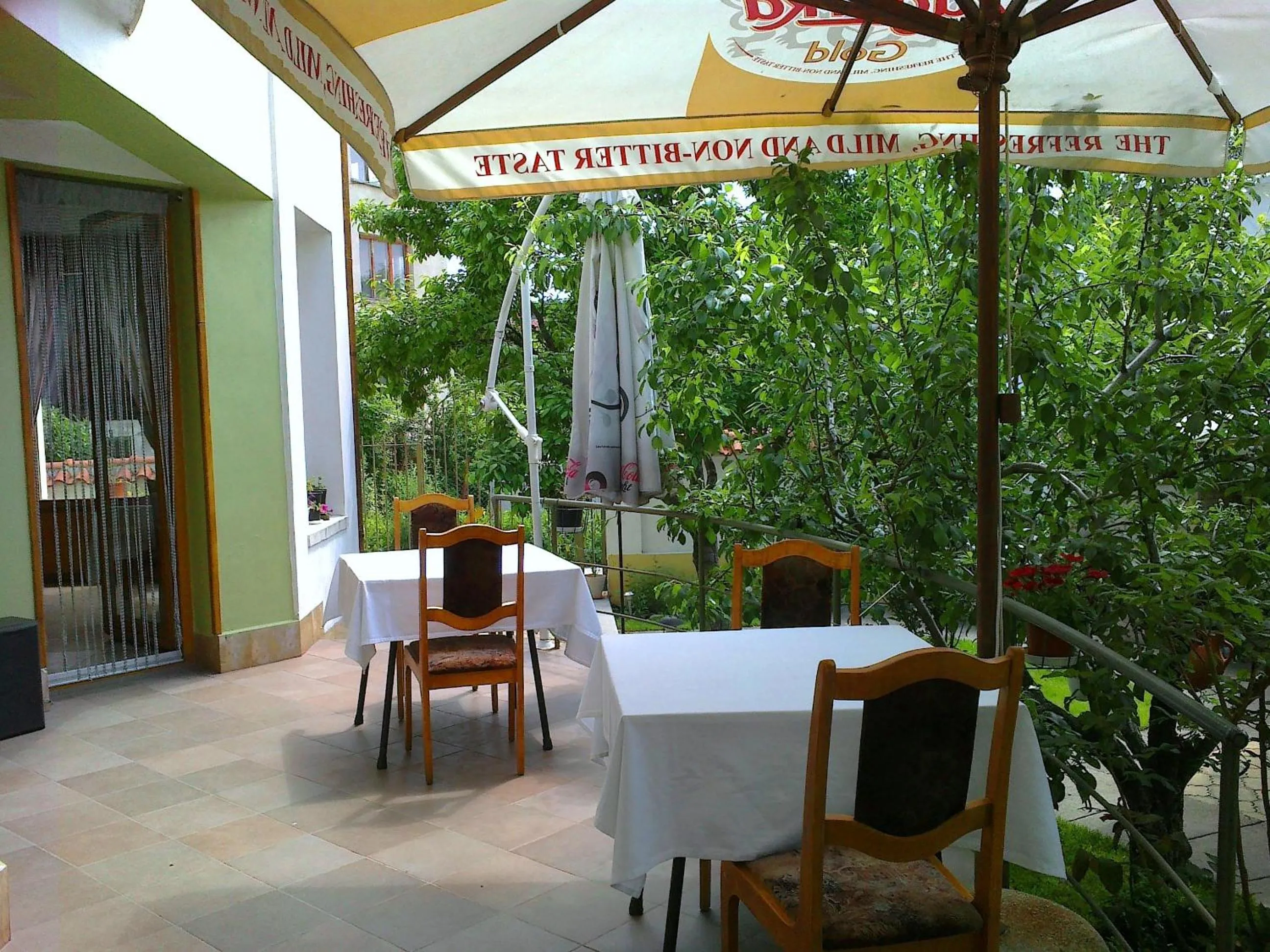 Restaurant/places to eat in Family Hotel Sonata