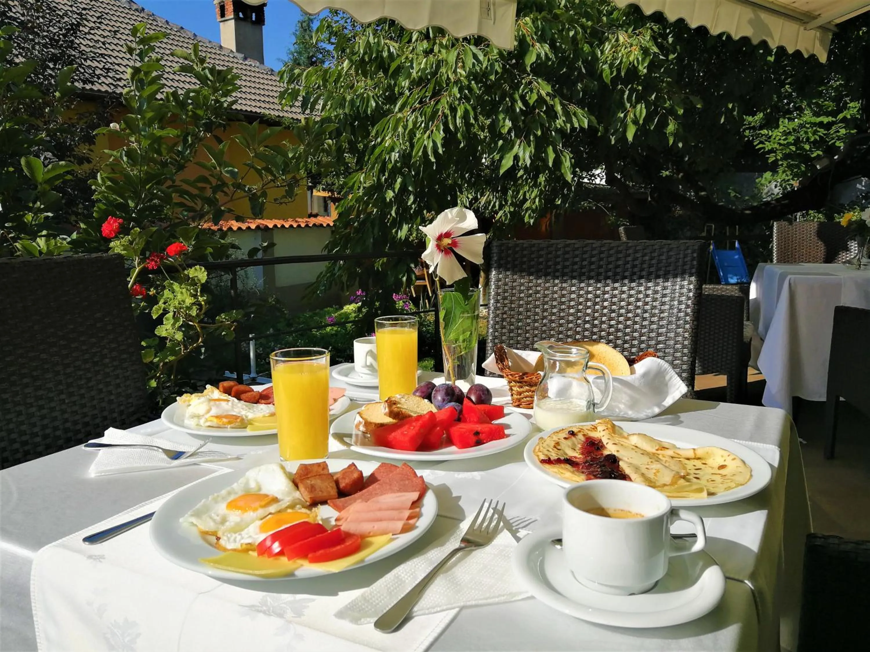 Breakfast in Family Hotel Sonata