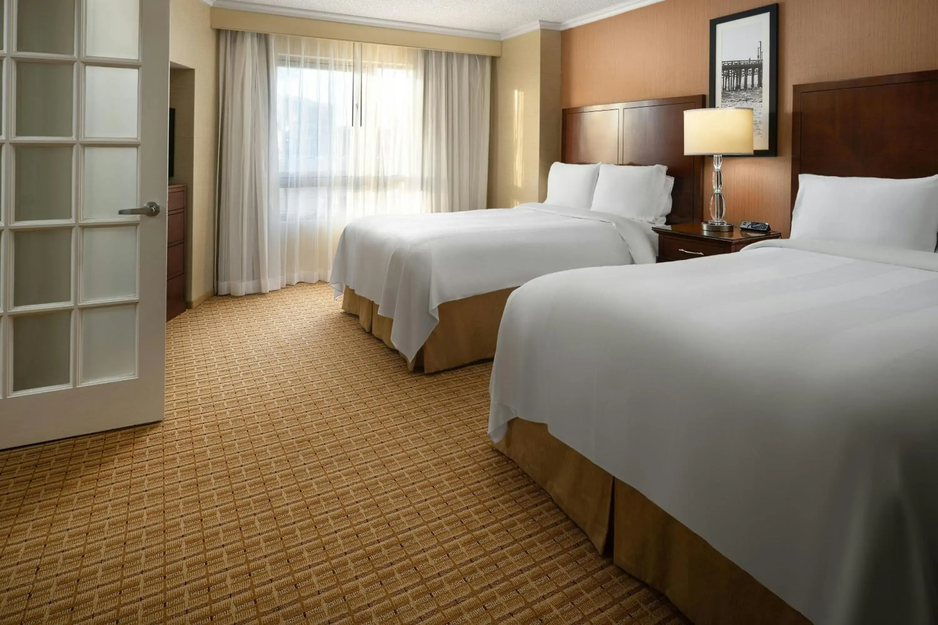 One-Bedroom Suite with Two Double Beds and Sofa Bed with Balcony in Newport Beach Marriott Bayview One-Bedroom Suite with Two Double Beds and Sofa Bed with Balcony in Newport Beach Marriott Bayview