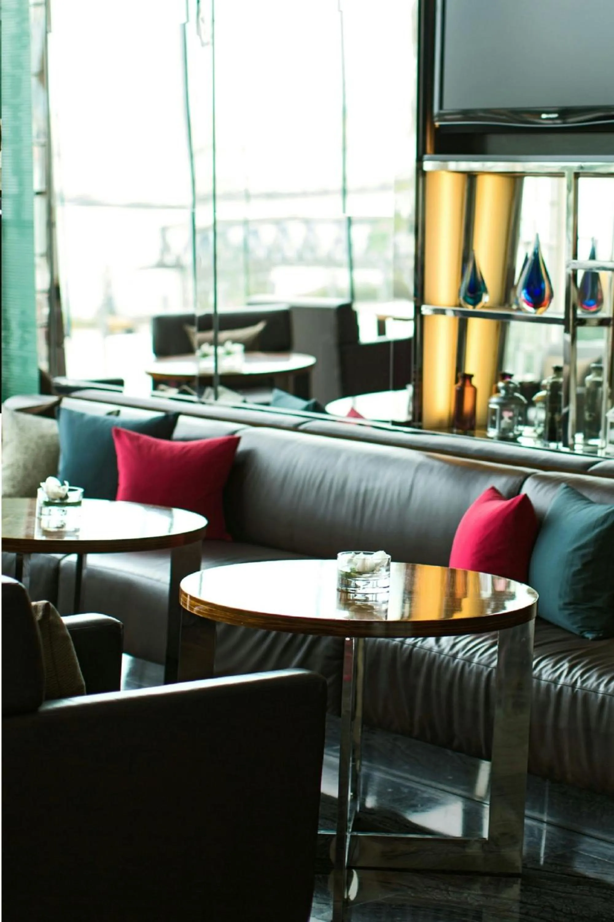 Lounge or bar in Hong Kong SkyCity Marriott Hotel