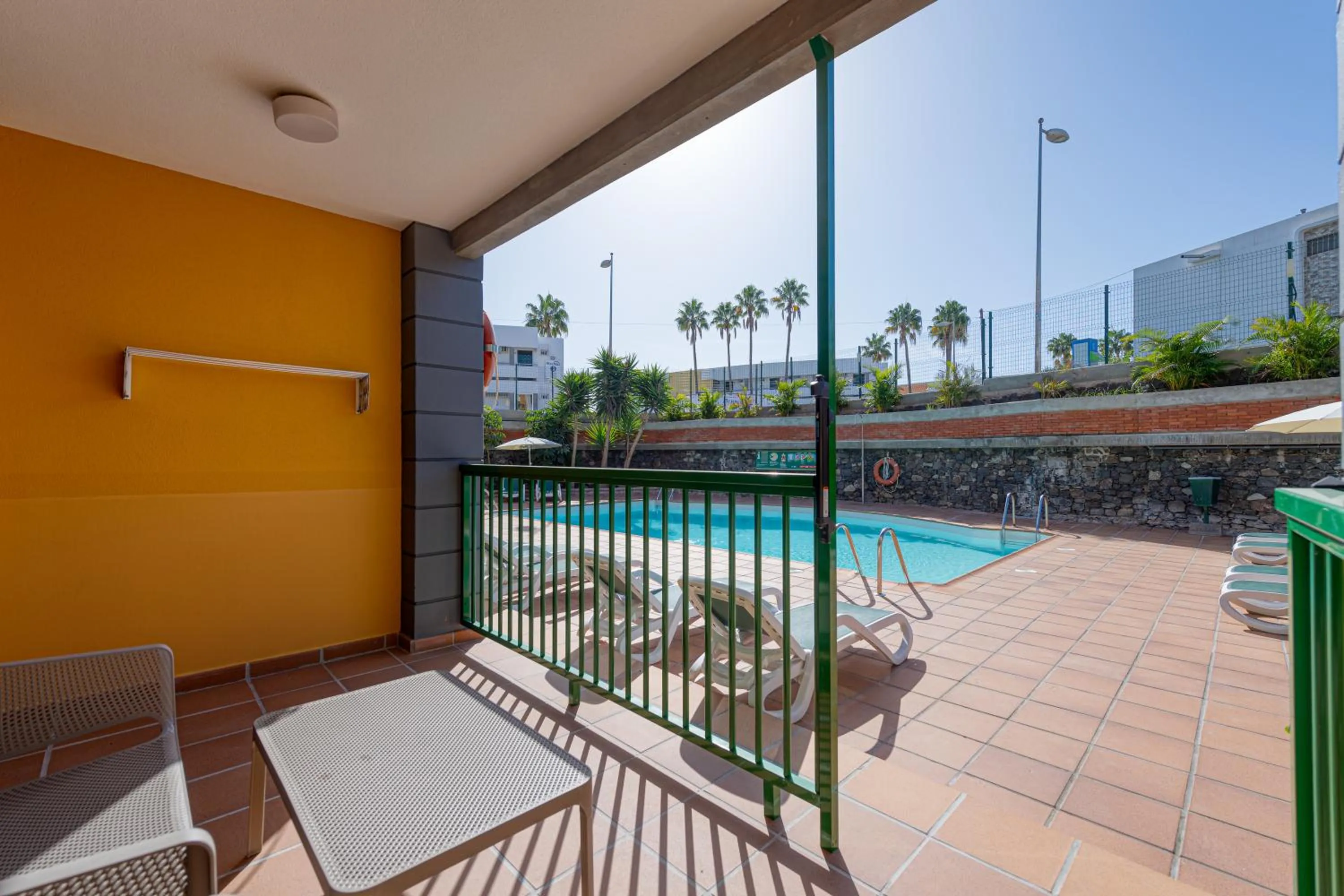 Balcony/Terrace in Apartamentos Cordial Judoca Beach
