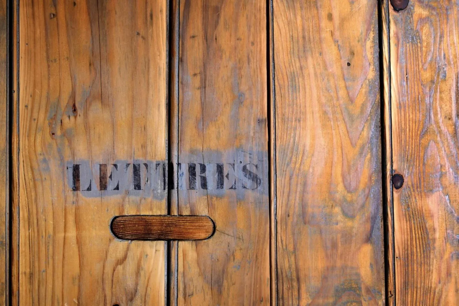 Decorative detail in Maison d'hôtes & SPA La Scierie