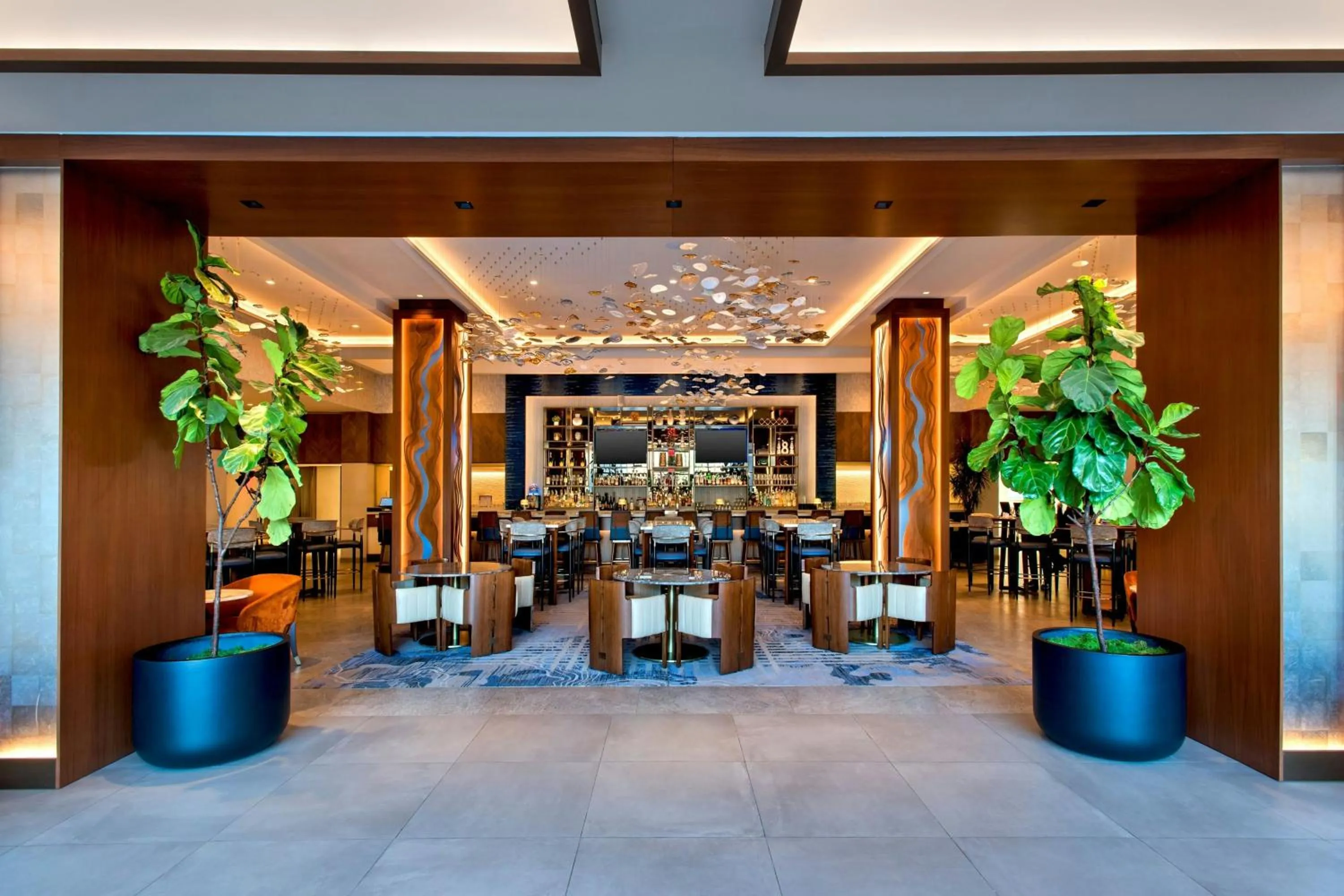 Lounge or bar in Westchester Marriott