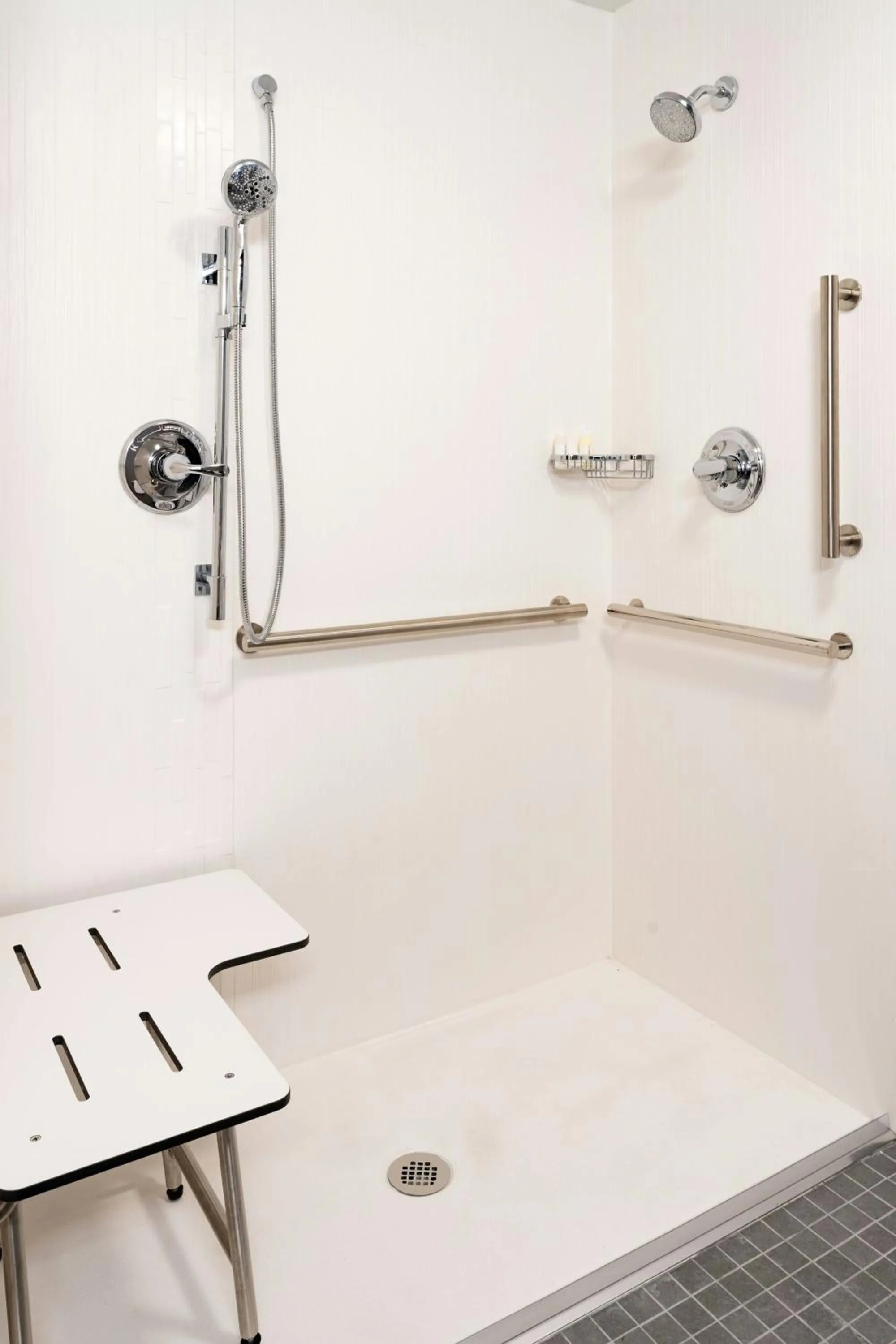 Bathroom in Courtyard by Marriott West Palm Beach