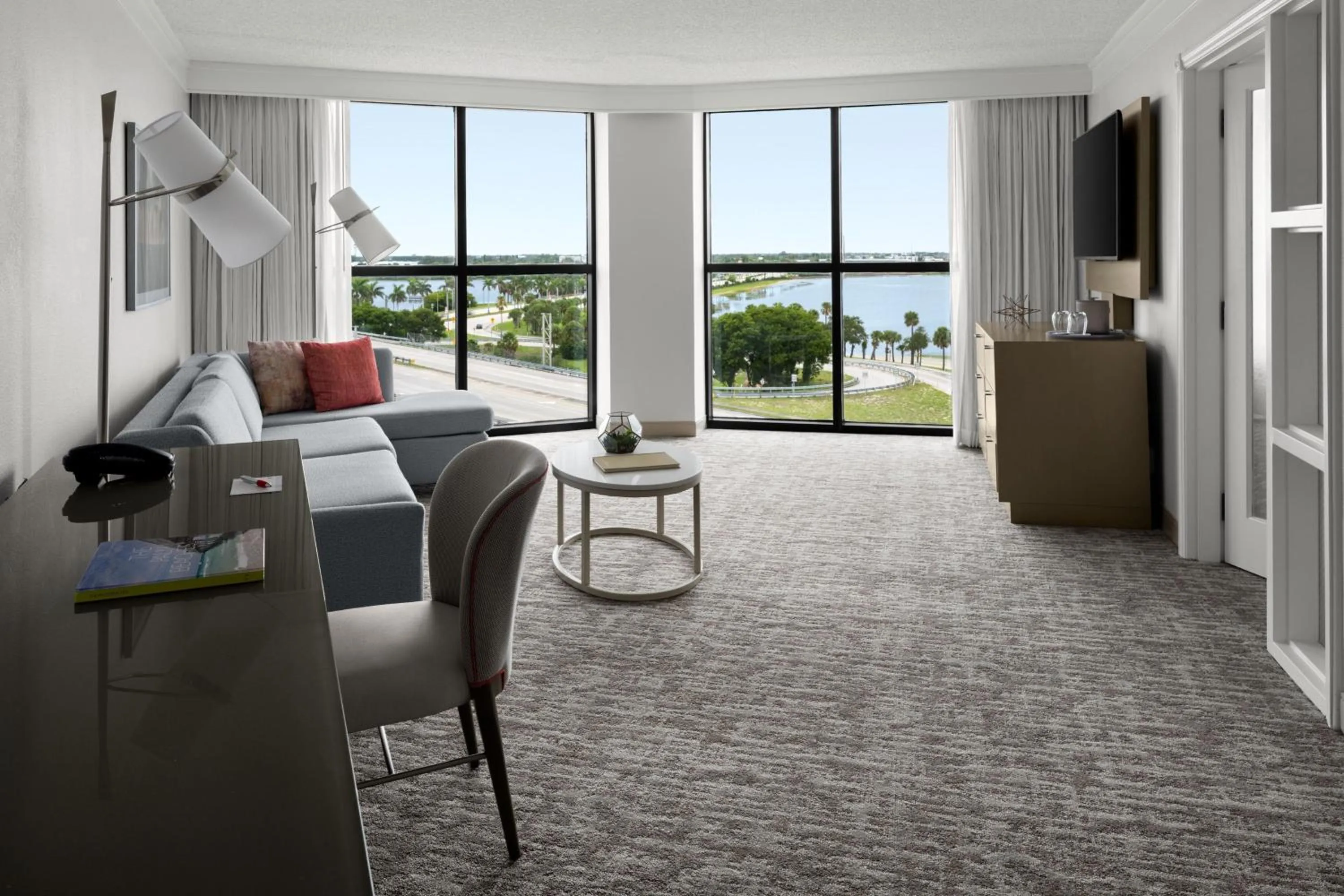 Living room in West Palm Beach Marriott