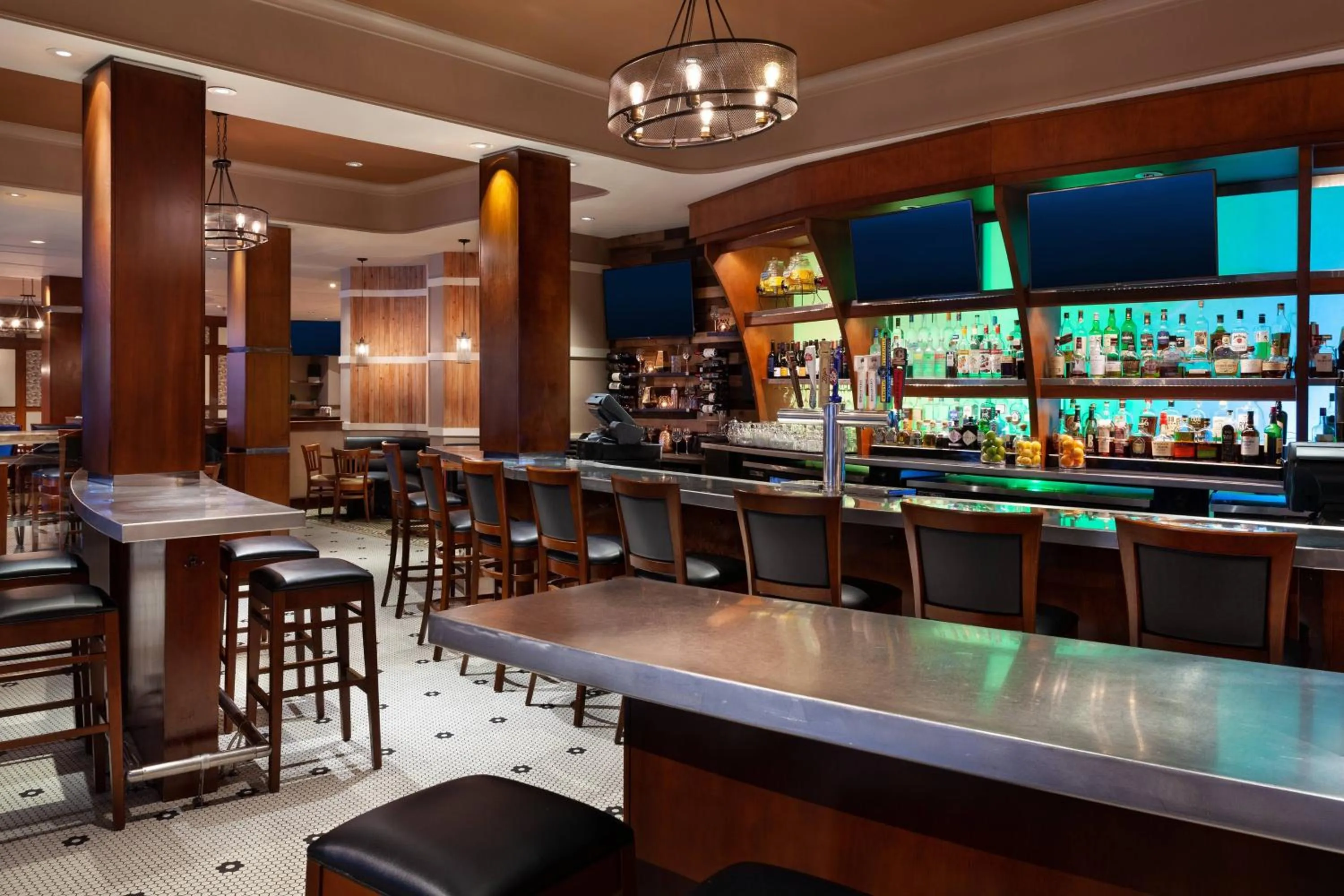 Lounge or bar in West Palm Beach Marriott