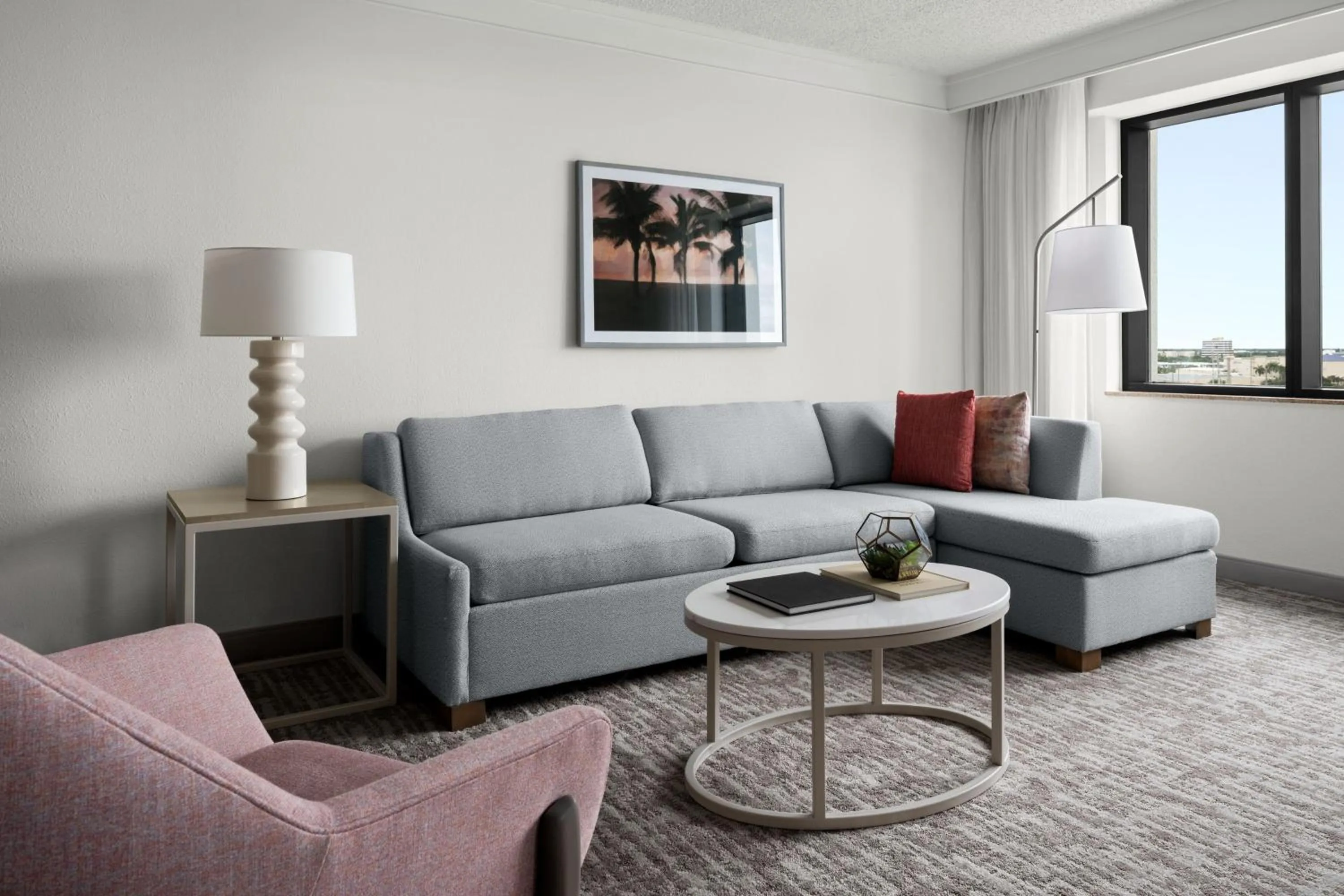 Photo of the whole room in West Palm Beach Marriott