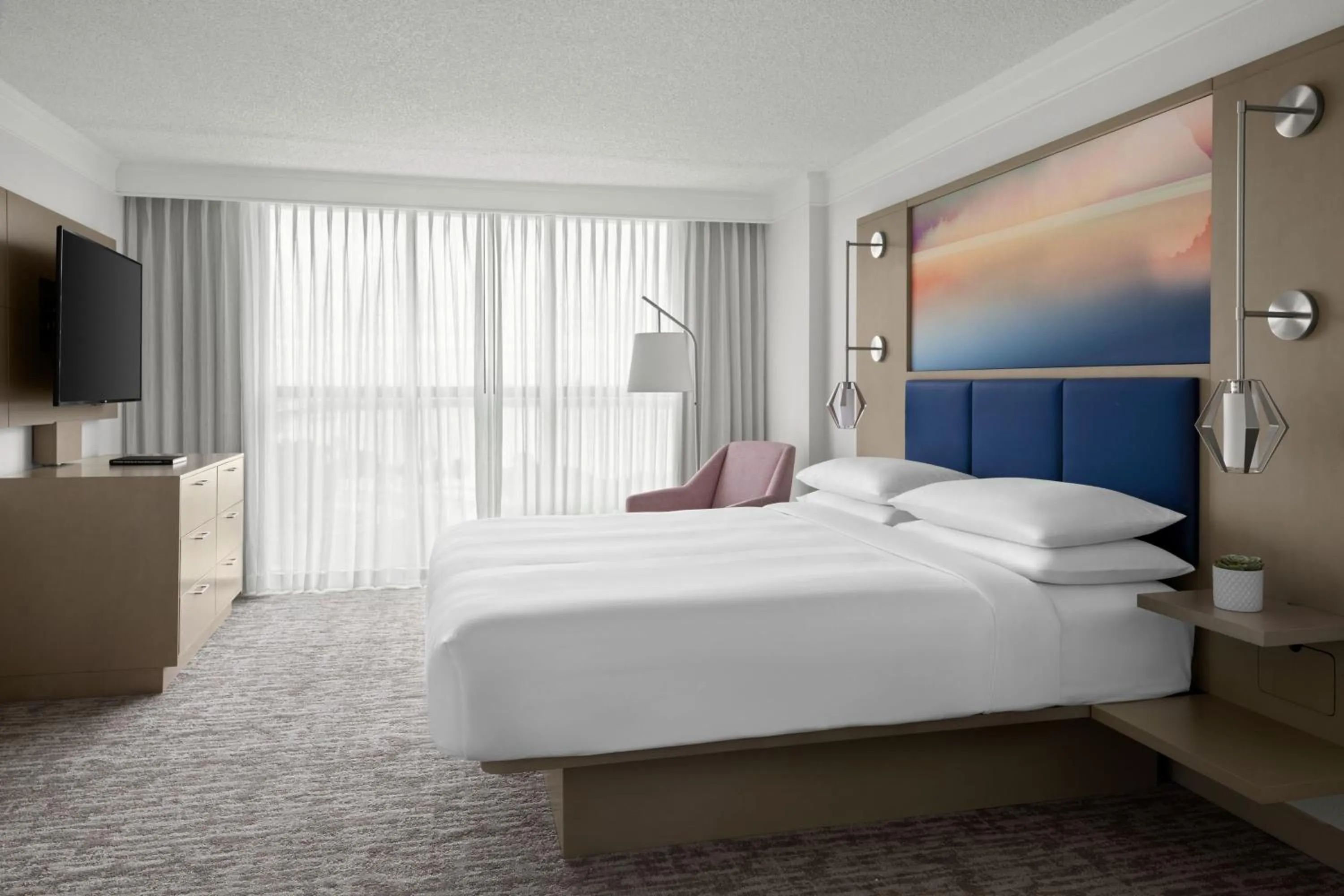 Bedroom, Bed in West Palm Beach Marriott