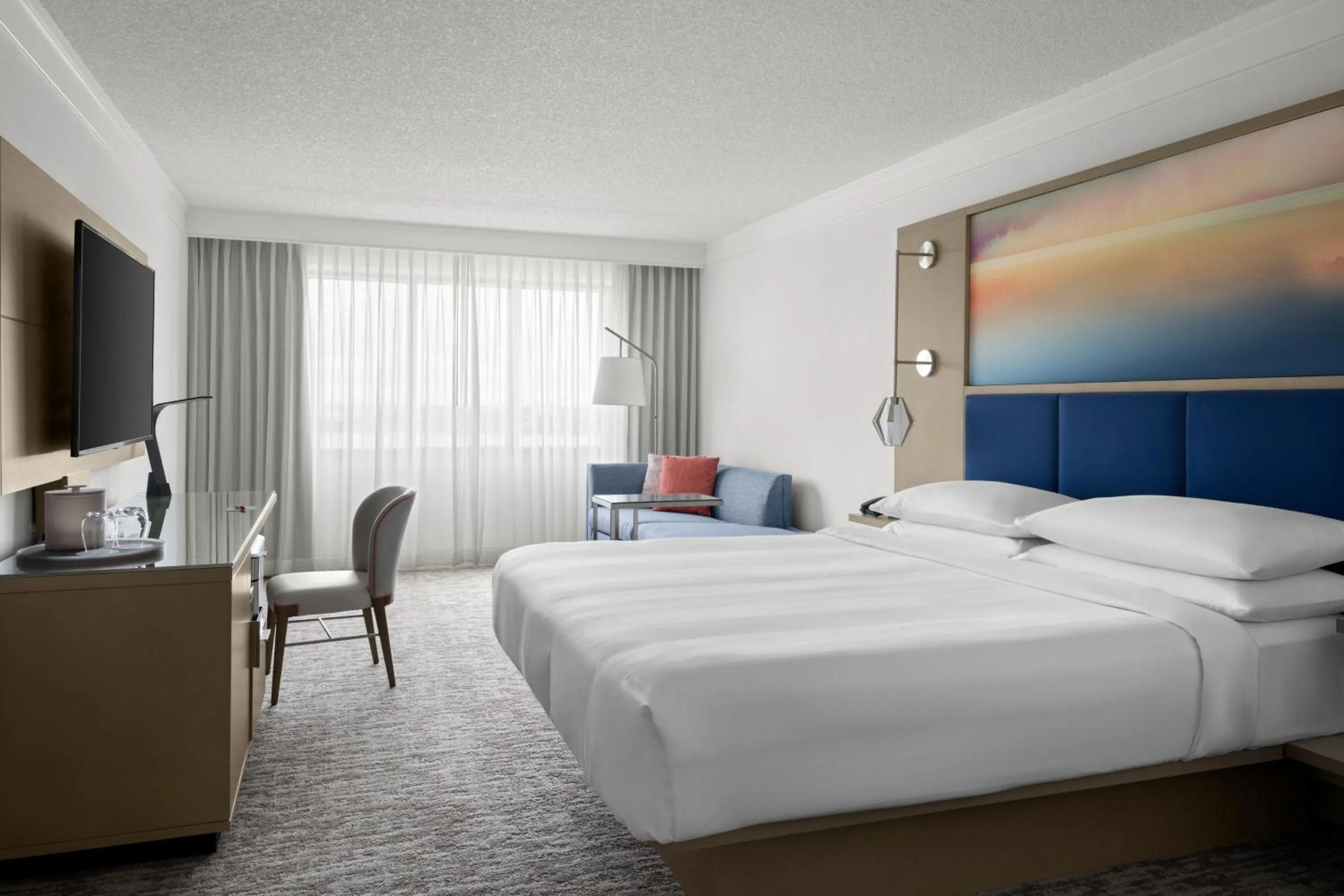 Photo of the whole room, Bed in West Palm Beach Marriott