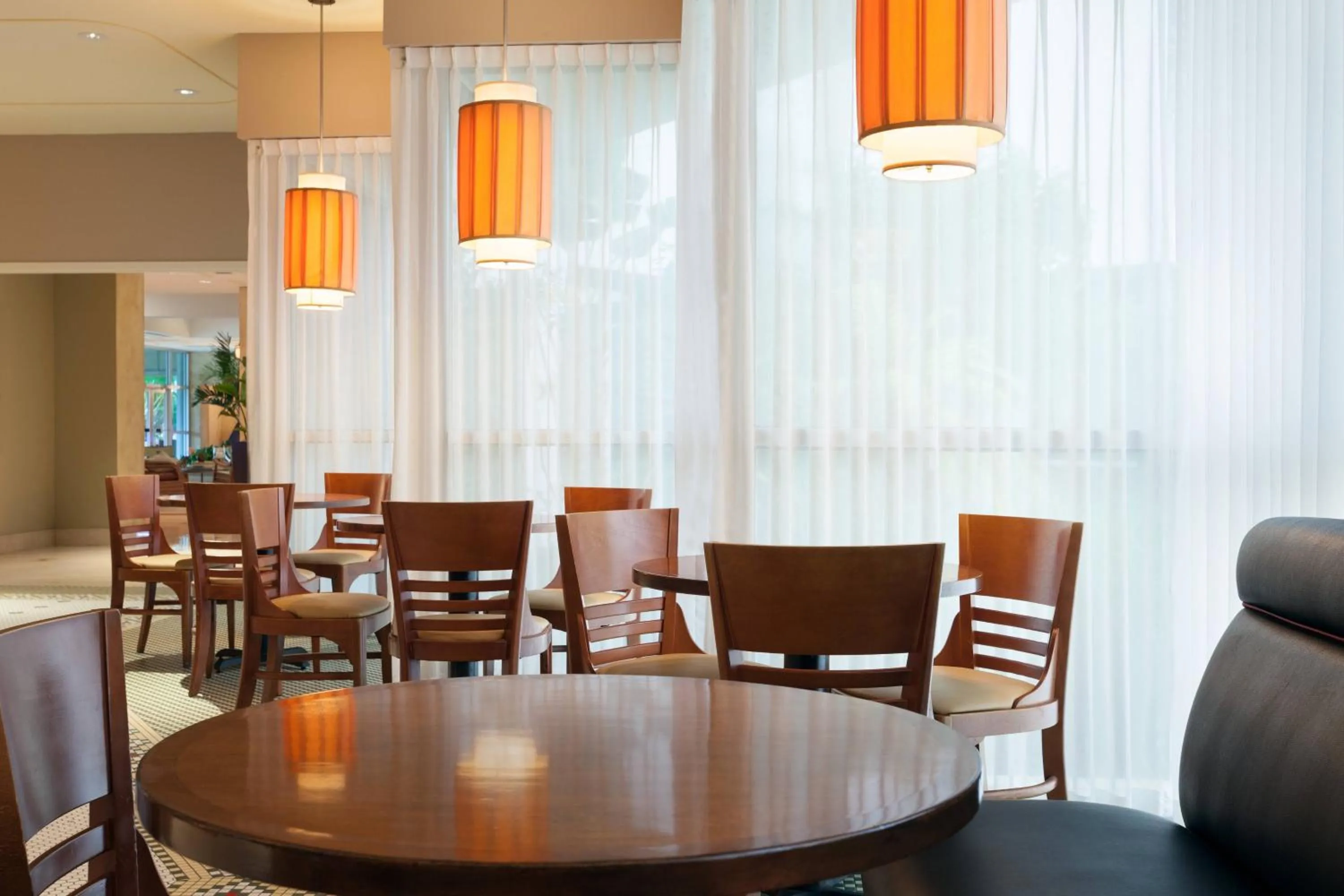 Restaurant/places to eat in West Palm Beach Marriott