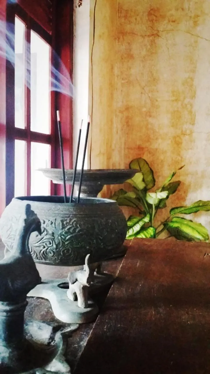 Decorative detail in Saubagya Inn