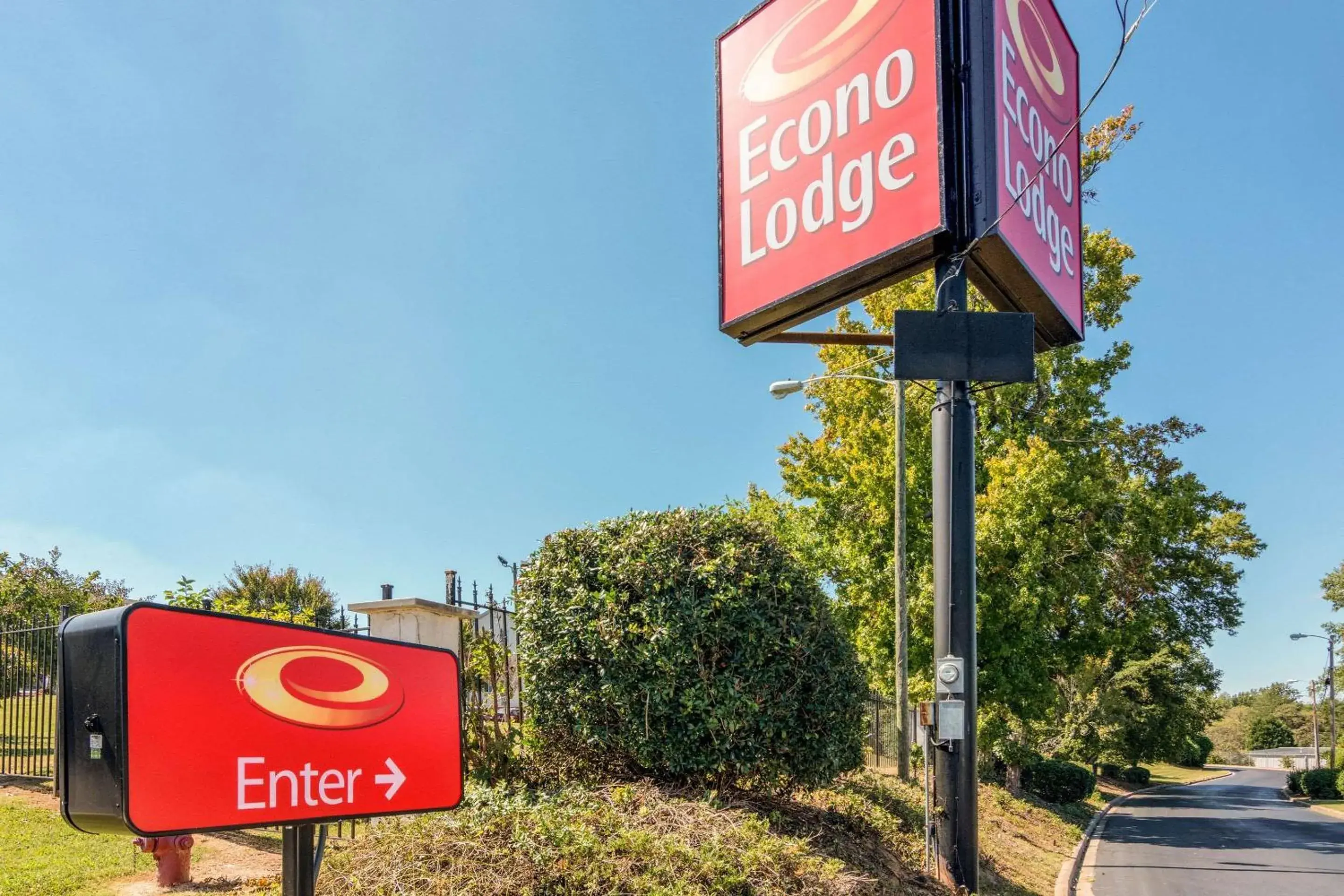 Property building, Property Logo/Sign in Econo Lodge - Gastonia