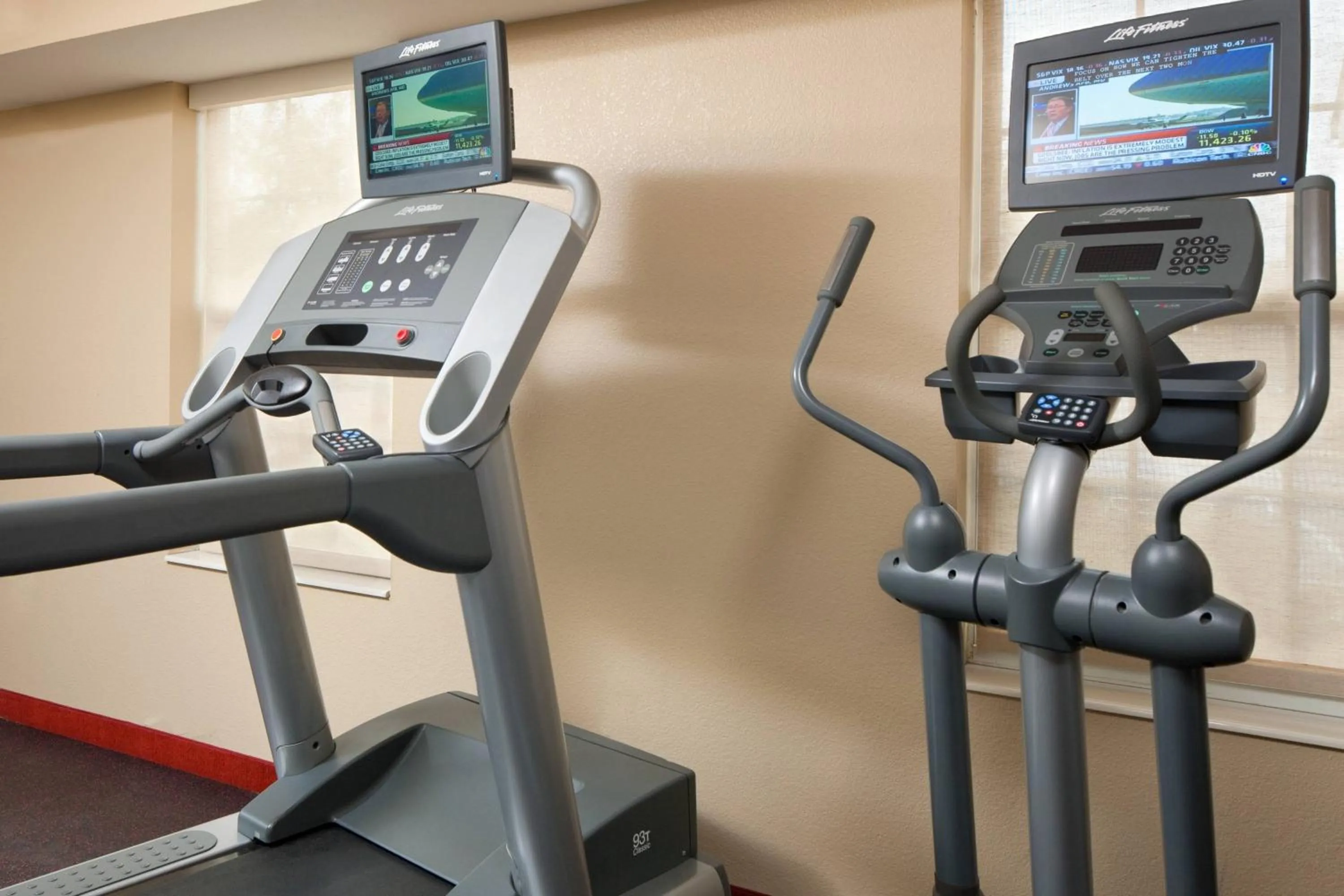 Fitness centre/facilities in MainStay Suites Mt Laurel - Philadelphia