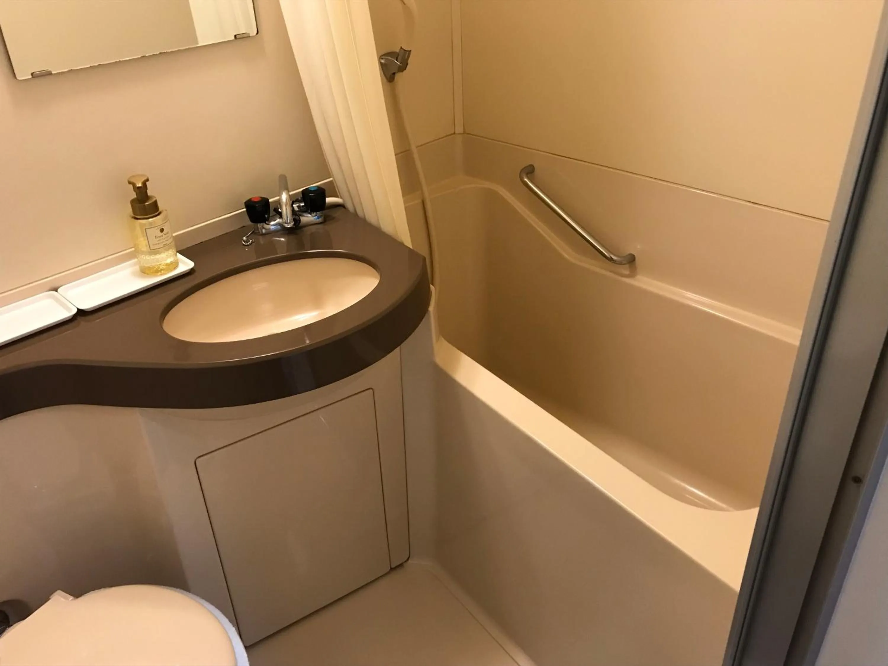 Photo of the whole room in Ryujin Onsen Marui Ryokan