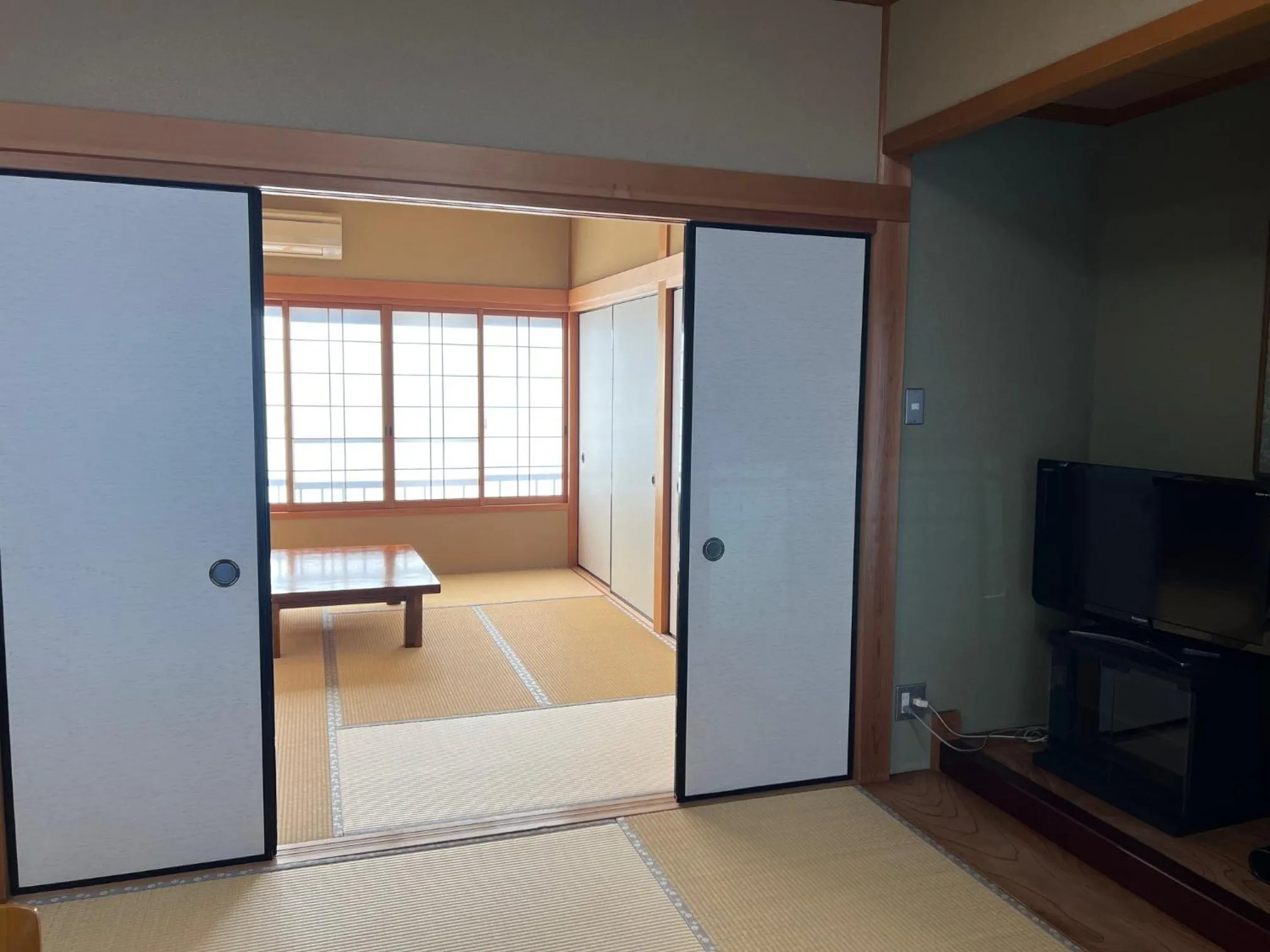 Photo of the whole room, Bed in Ryujin Onsen Marui Ryokan
