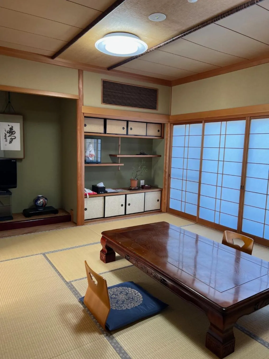 Photo of the whole room in Ryujin Onsen Marui Ryokan