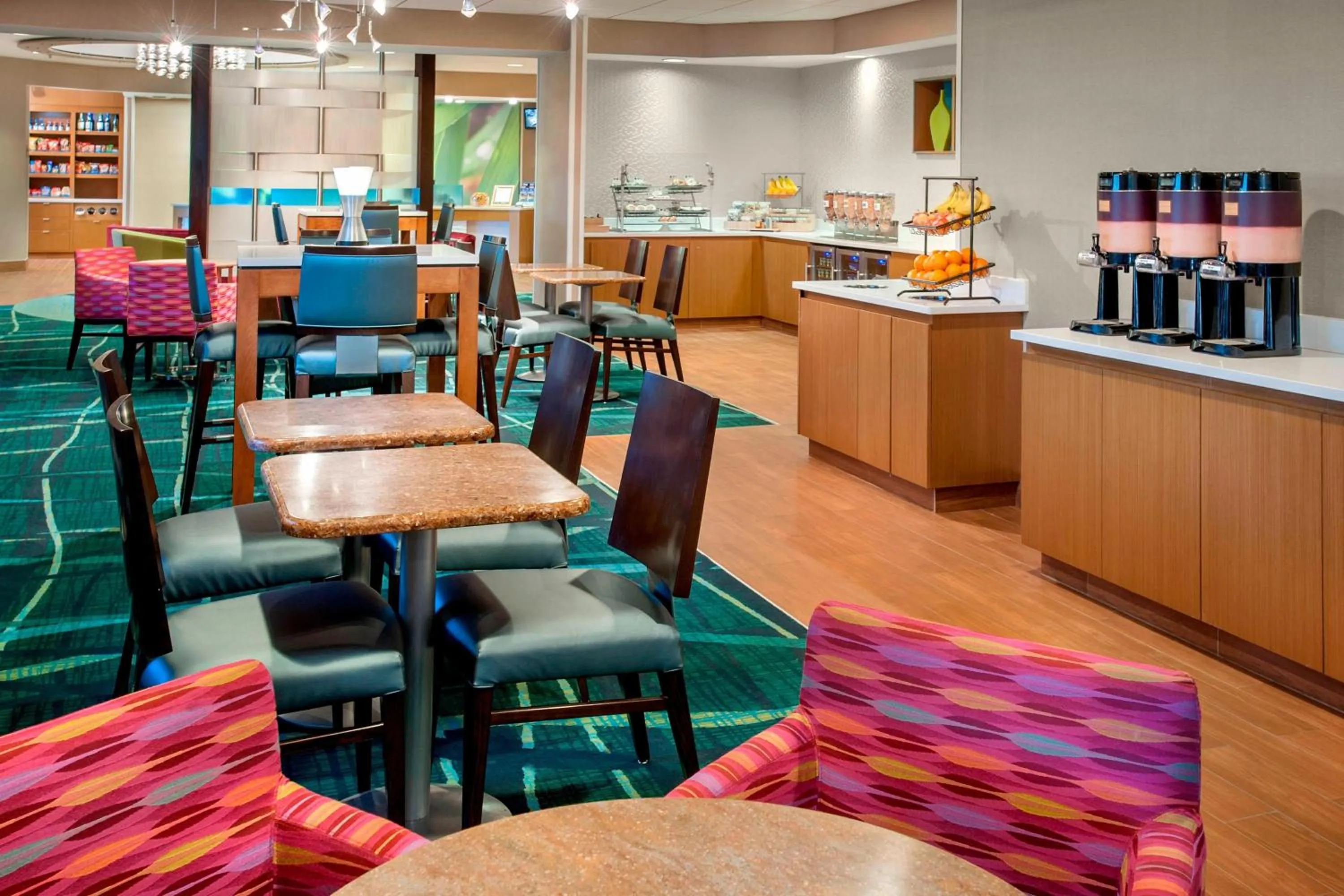 Breakfast in SpringHill Suites by Marriott Philadelphia Willow Grove