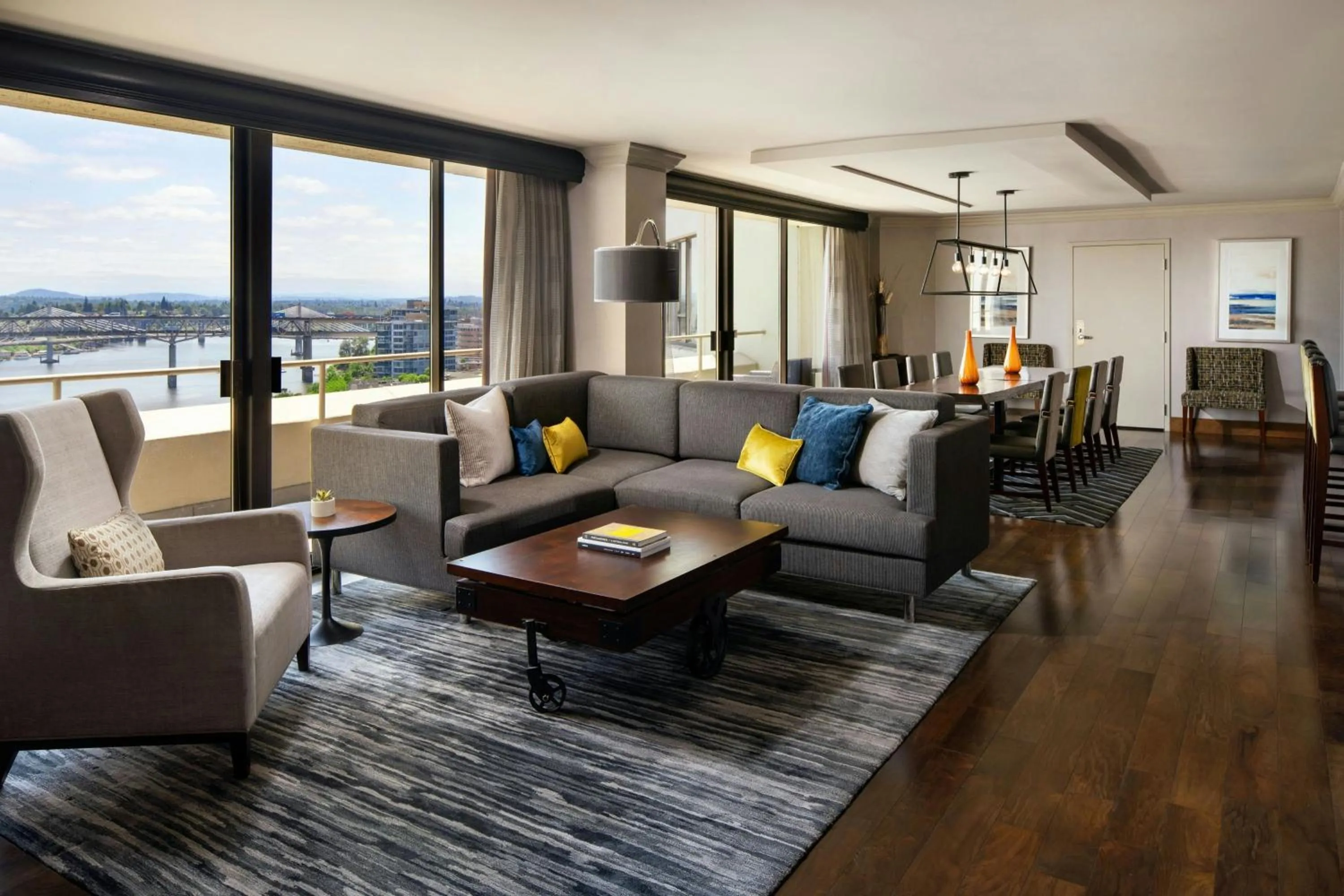 Photo of the whole room in Portland Marriott Downtown Waterfront