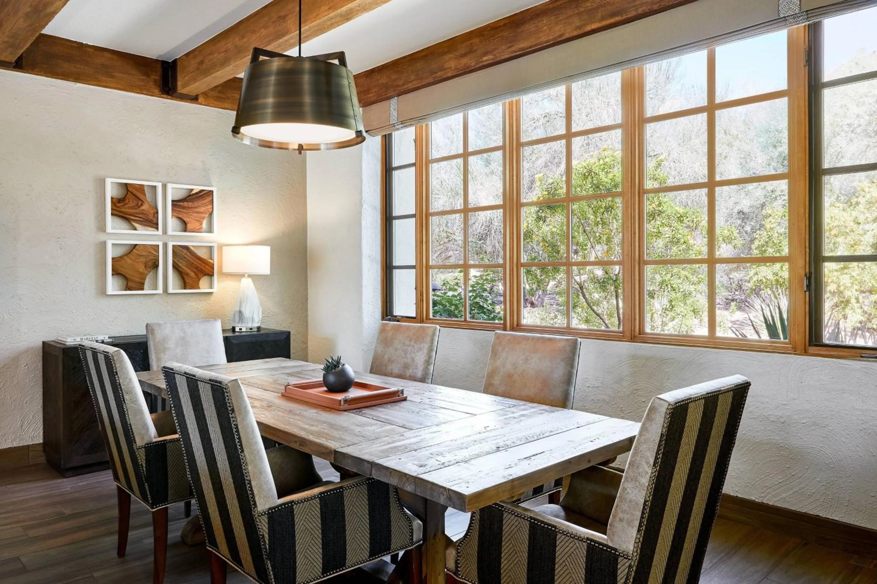 Swimming pool in JW Marriott Scottsdale Camelback Inn Resort & Spa