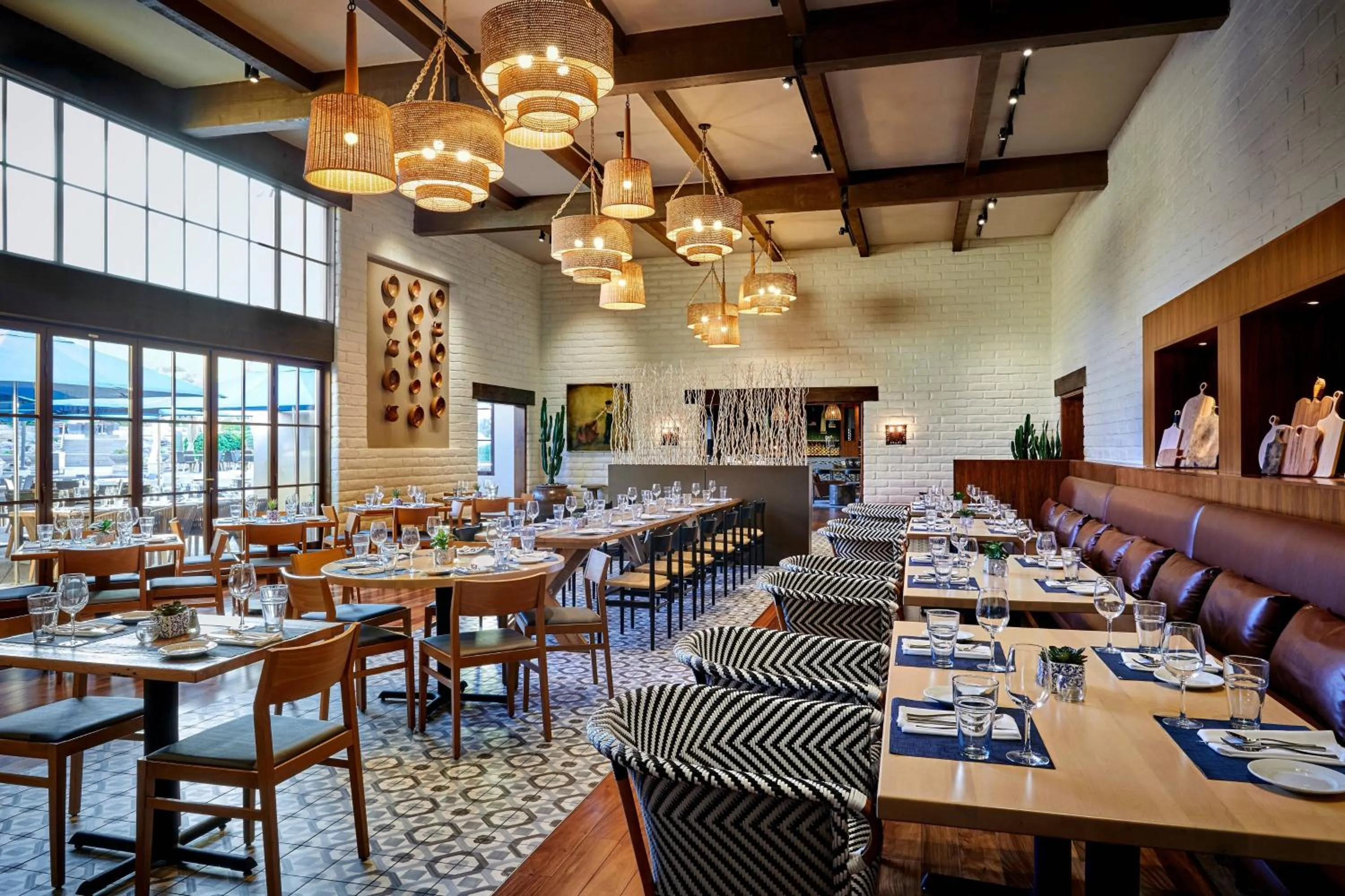 Lounge or bar in JW Marriott Scottsdale Camelback Inn Resort & Spa