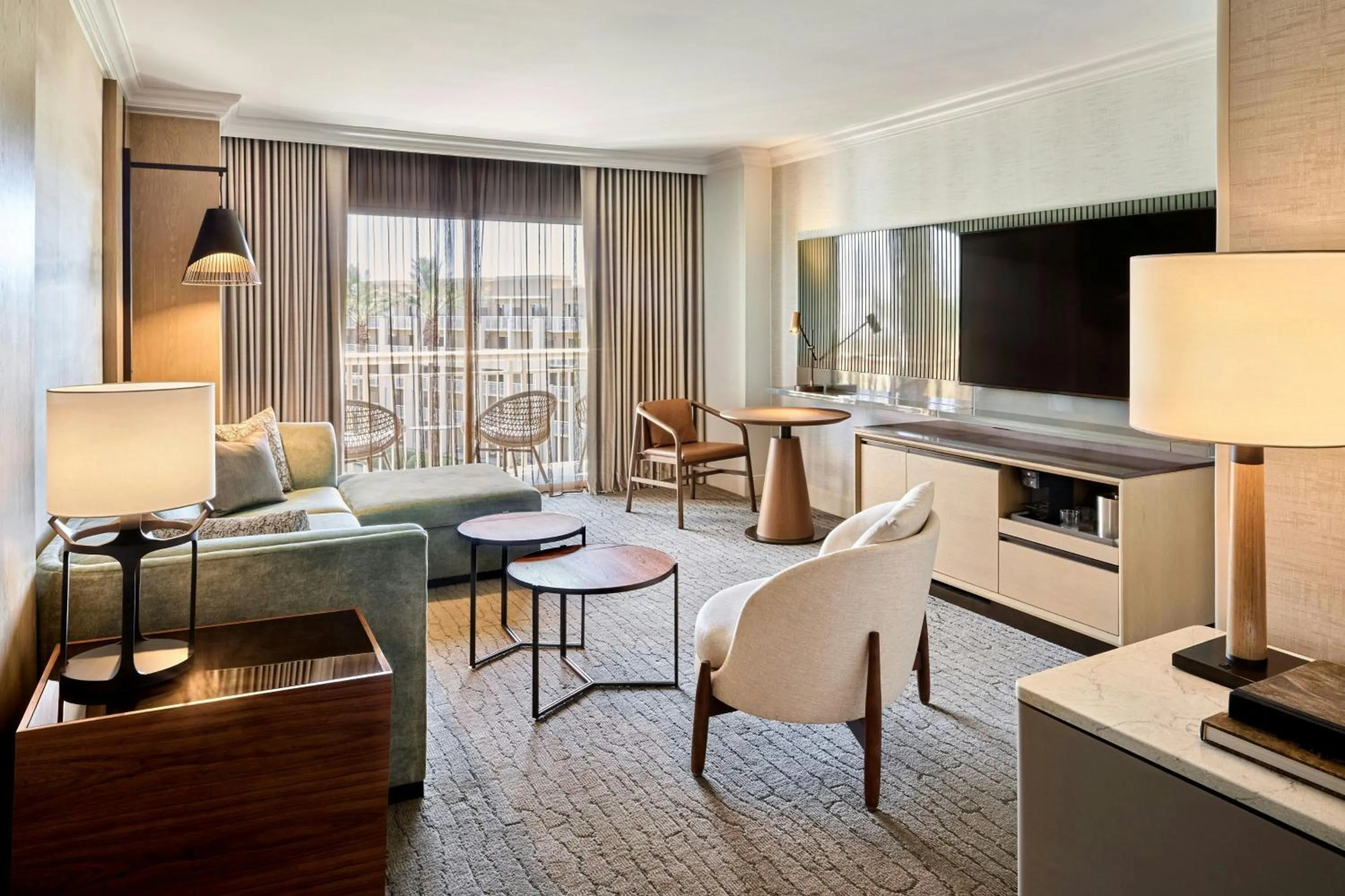 Living room in JW Marriott Phoenix Desert Ridge Resort & Spa