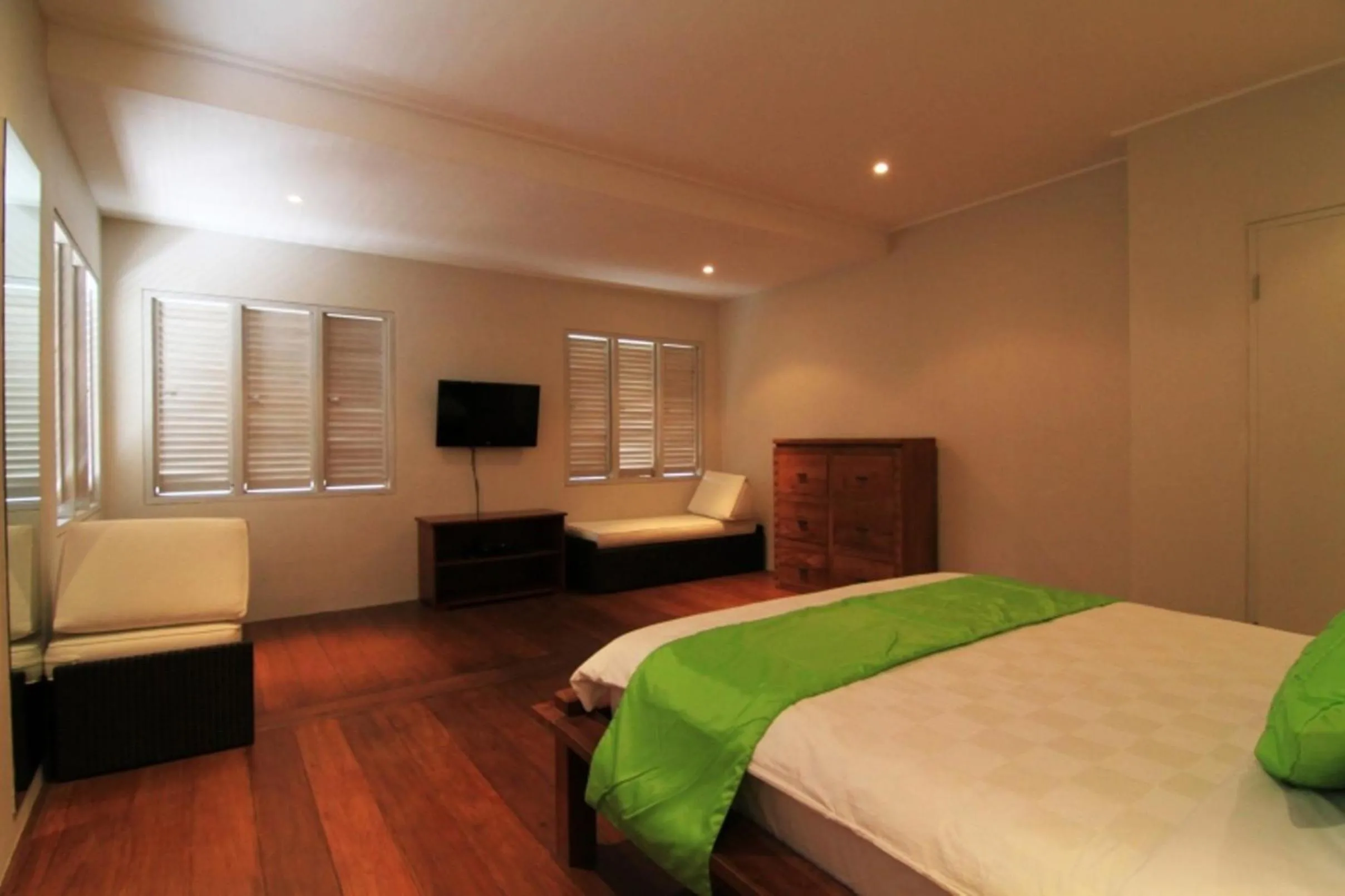 Photo of the whole room, Bed in Sun Shoot Villas Seminyak