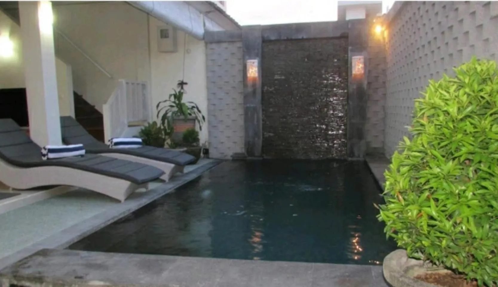 Swimming pool in Sun Shoot Villas Seminyak