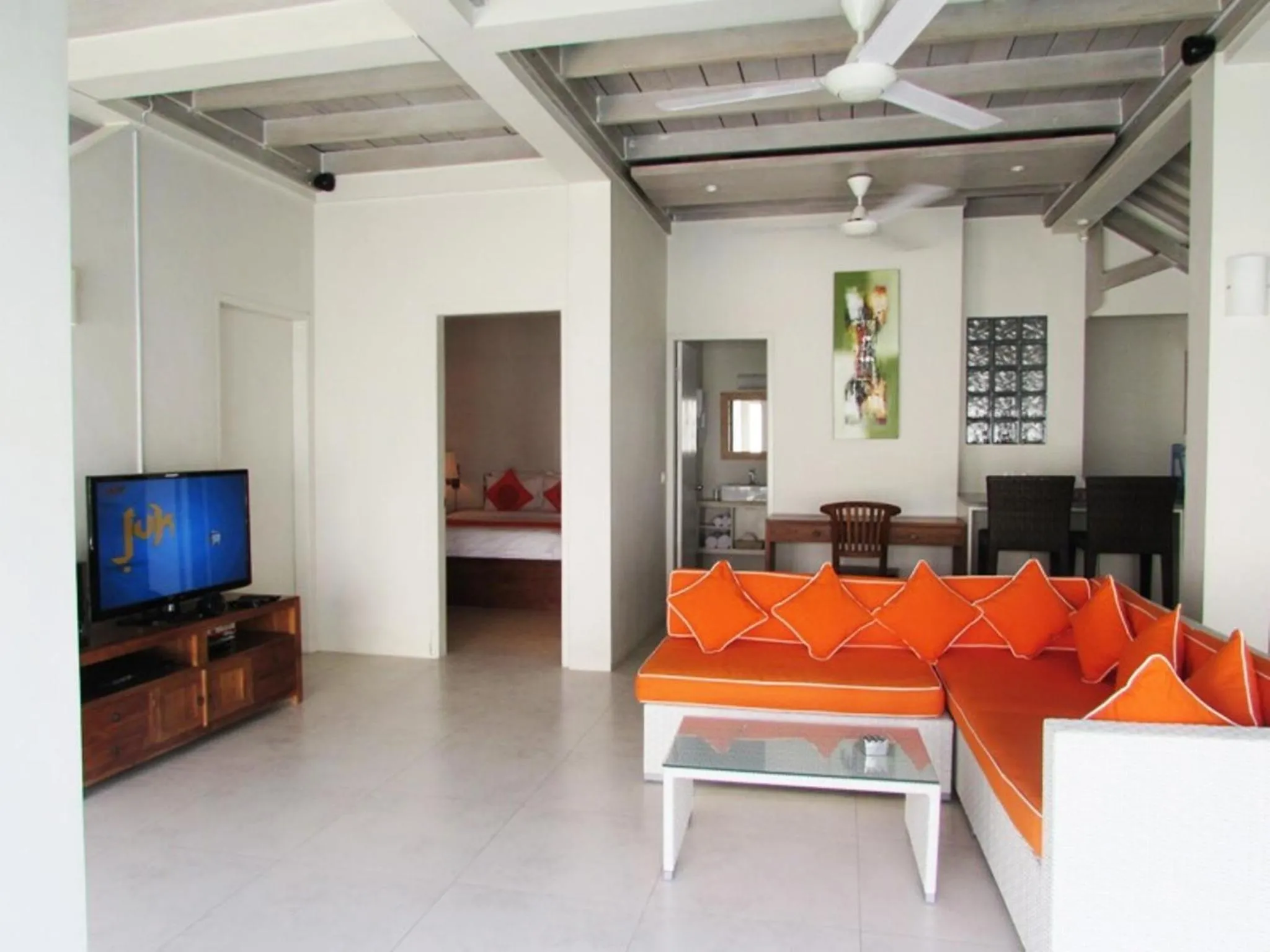 TV and multimedia in Sun Shoot Villas Seminyak