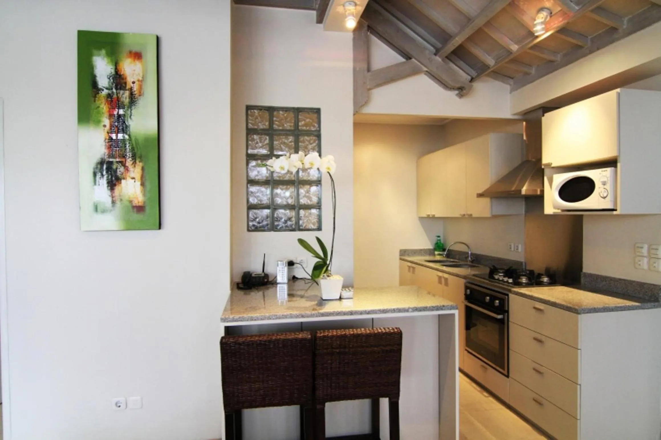 Coffee/tea facilities in Sun Shoot Villas Seminyak
