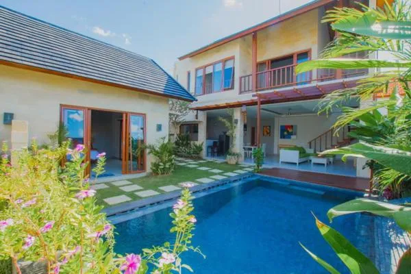 Property building in Sun Shoot Villas Seminyak