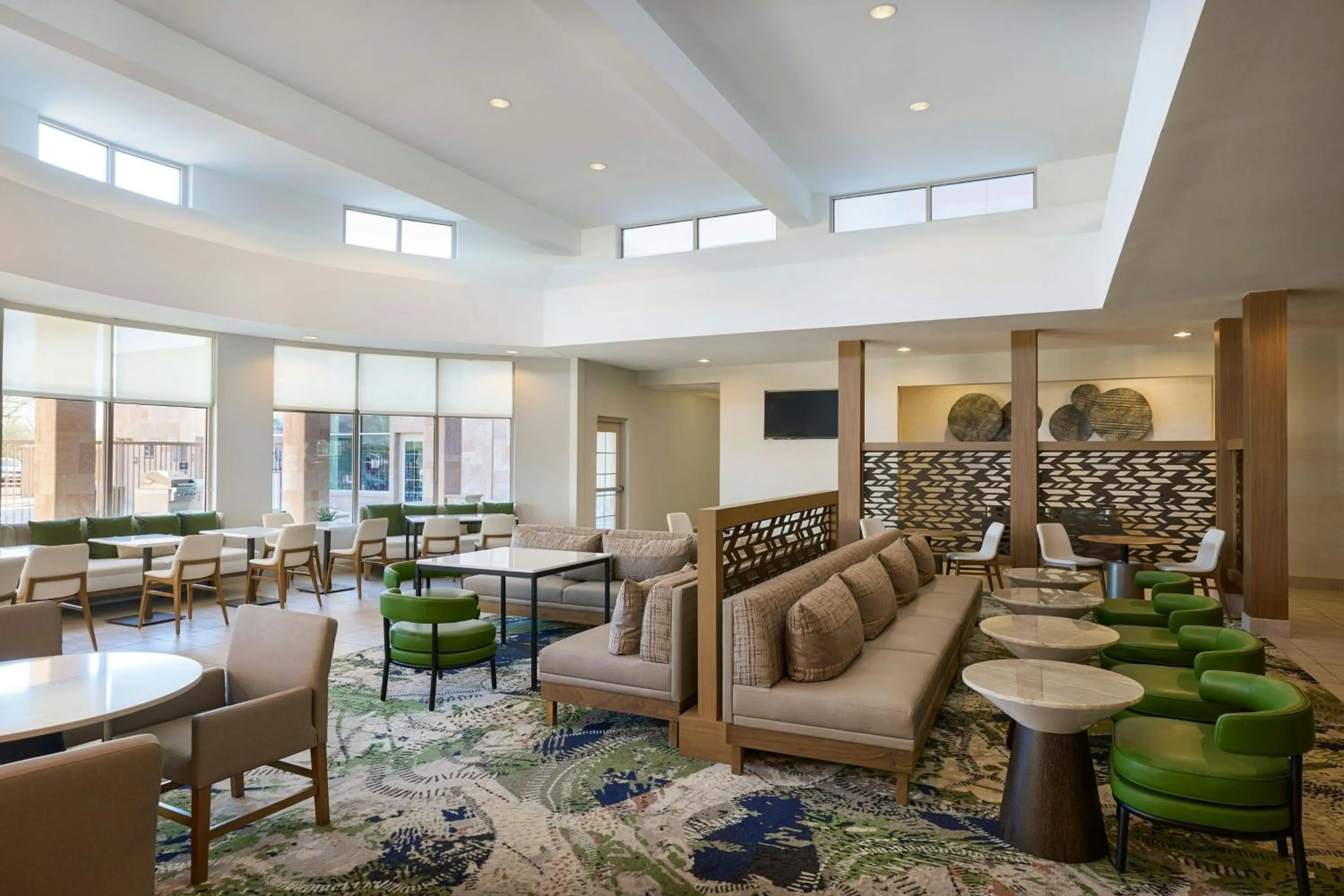 Breakfast in Residence Inn Phoenix Desert View at Mayo Clinic