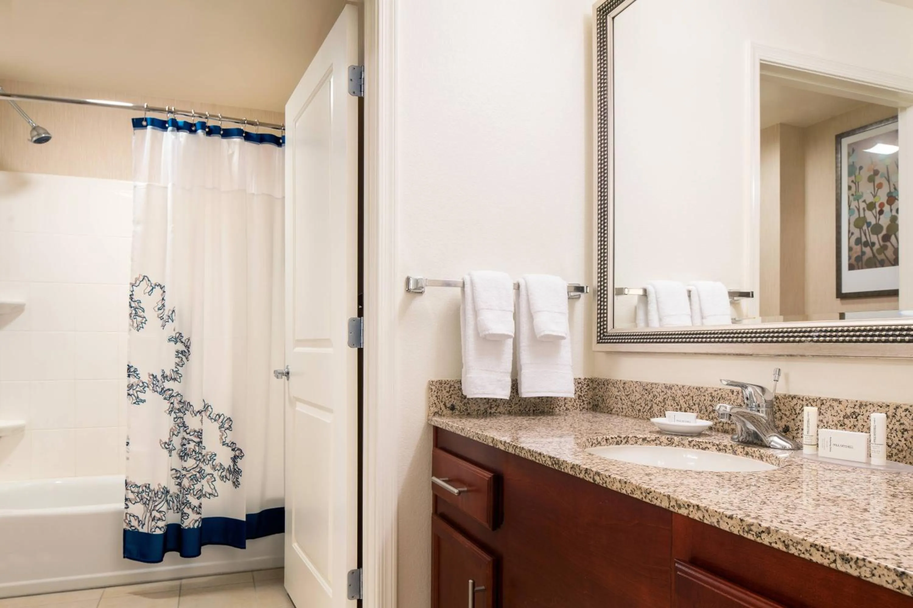 Bathroom in Residence Inn Phoenix Desert View at Mayo Clinic