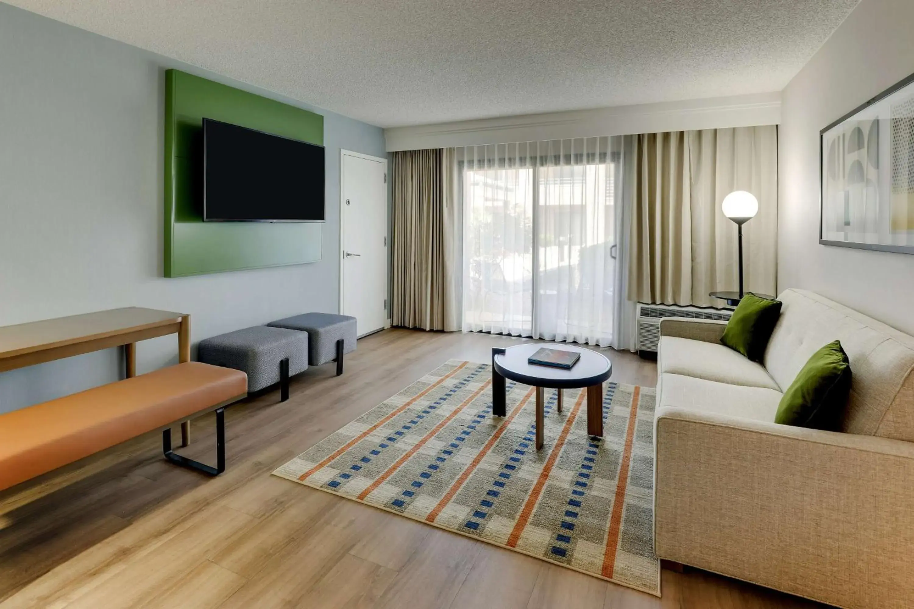 One-Bedroom King Suite in Sonesta Select Scottsdale at Mayo Clinic Campus One-Bedroom King Suite in Sonesta Select Scottsdale at Mayo Clinic Campus